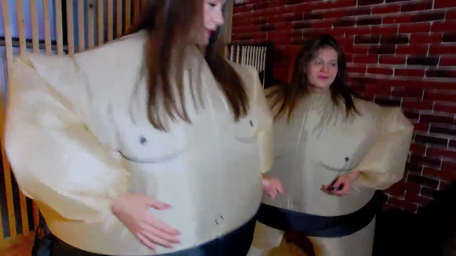 Gallery image thumbnail from Radiance's myfreecams stream on, 04/14/2024, 16:53 image 9 of 20