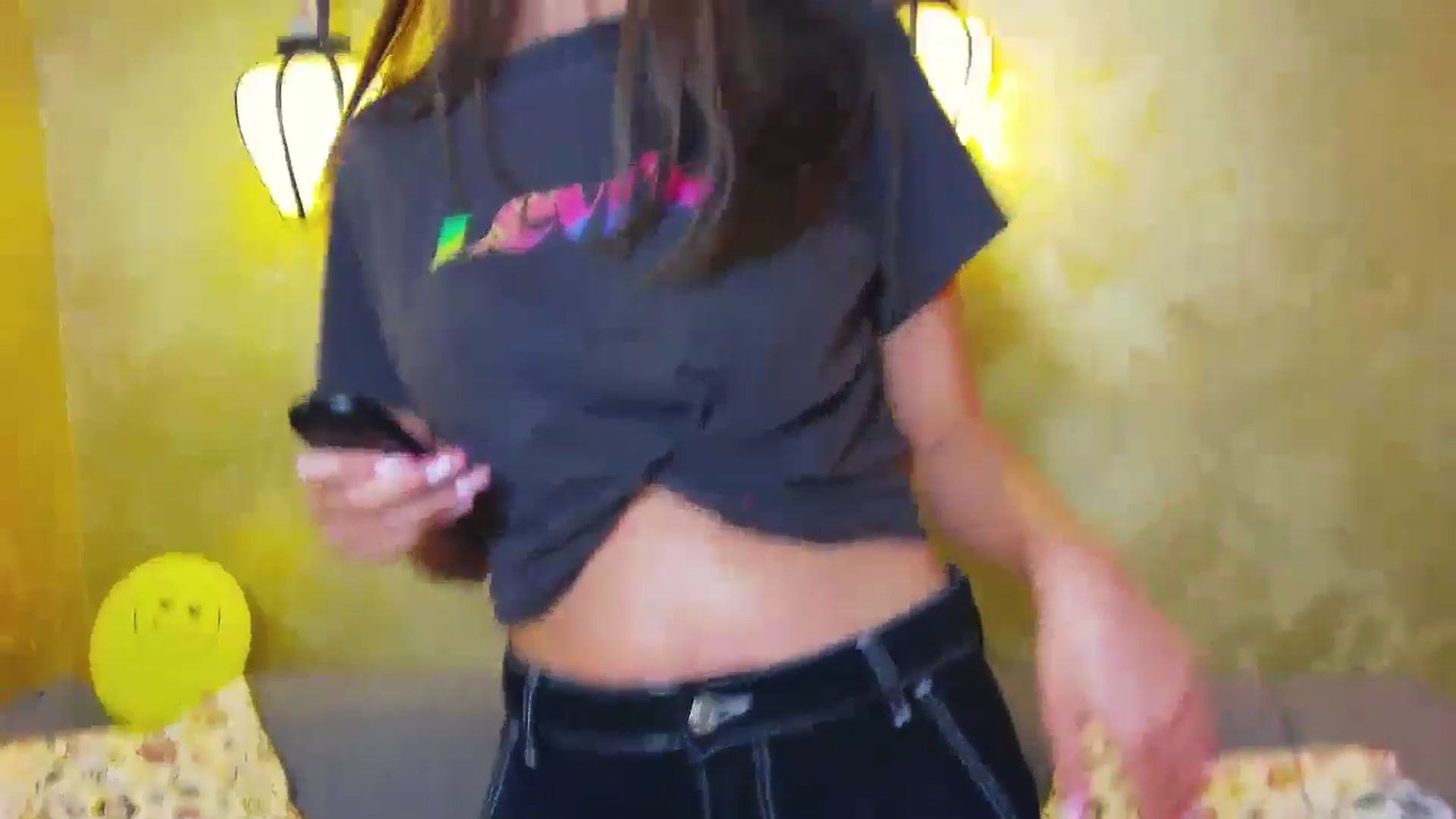 Gallery image thumbnail from Radiance's myfreecams stream on, 04/20/2024, 13:38 image 17 of 20