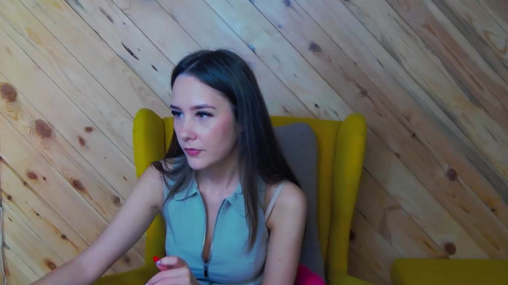 Gallery image thumbnail from Radiance's myfreecams stream on, 04/22/2024, 15:12 image 16 of 20