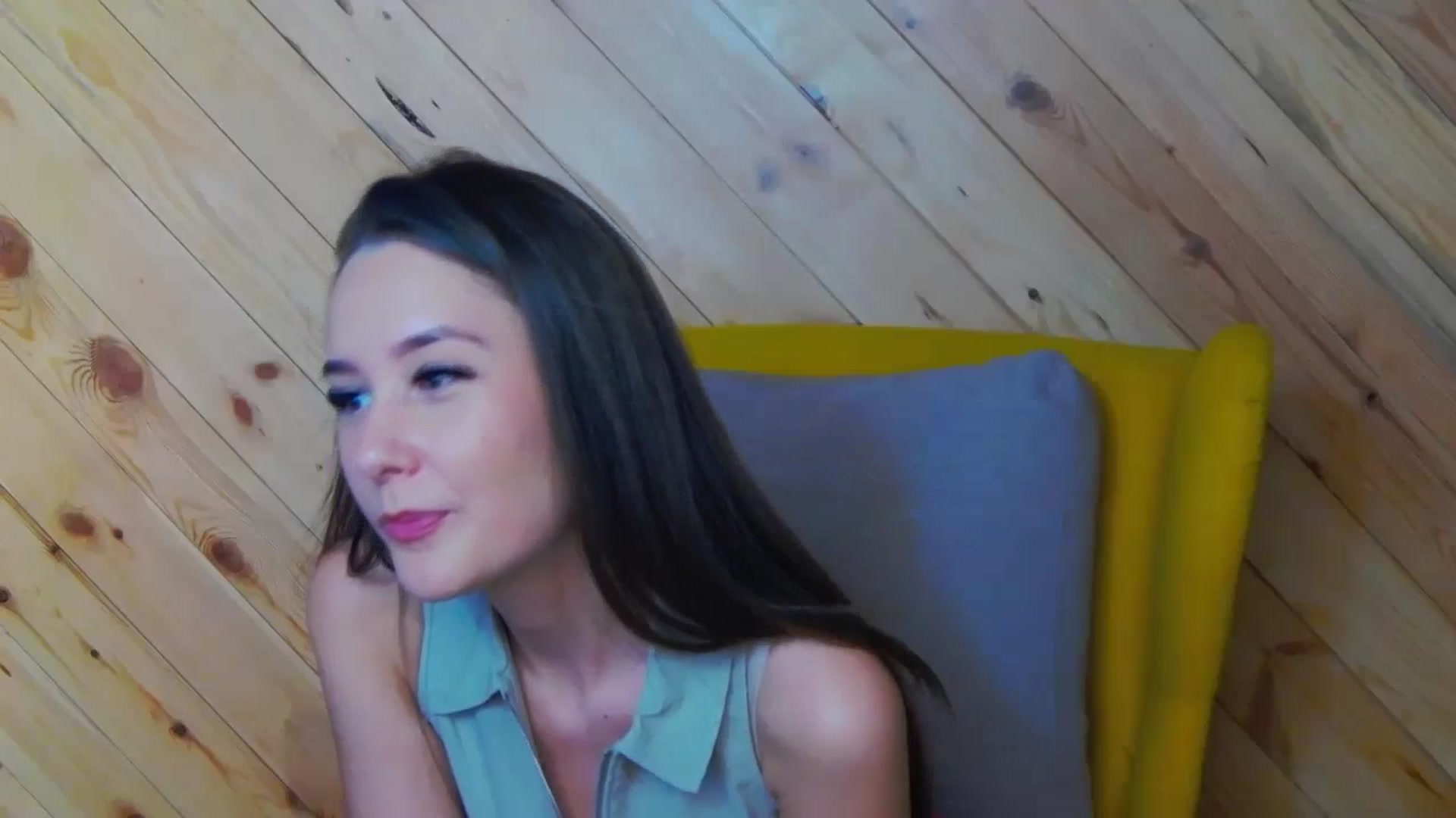 Gallery image thumbnail from Radiance's myfreecams stream on, 04/22/2024, 18:05 image 8 of 20