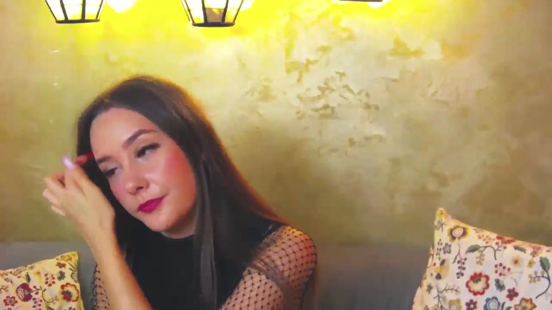 Gallery image thumbnail from Radiance's myfreecams stream on, 05/09/2024, 15:19 image 7 of 20