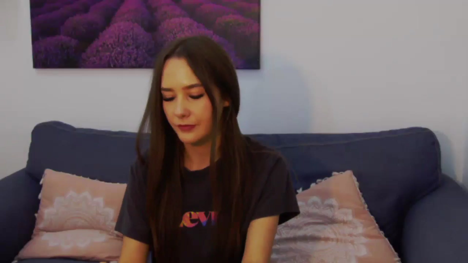 Gallery image thumbnail from Radiance's myfreecams stream on, 05/23/2024, 18:45 image 3 of 20
