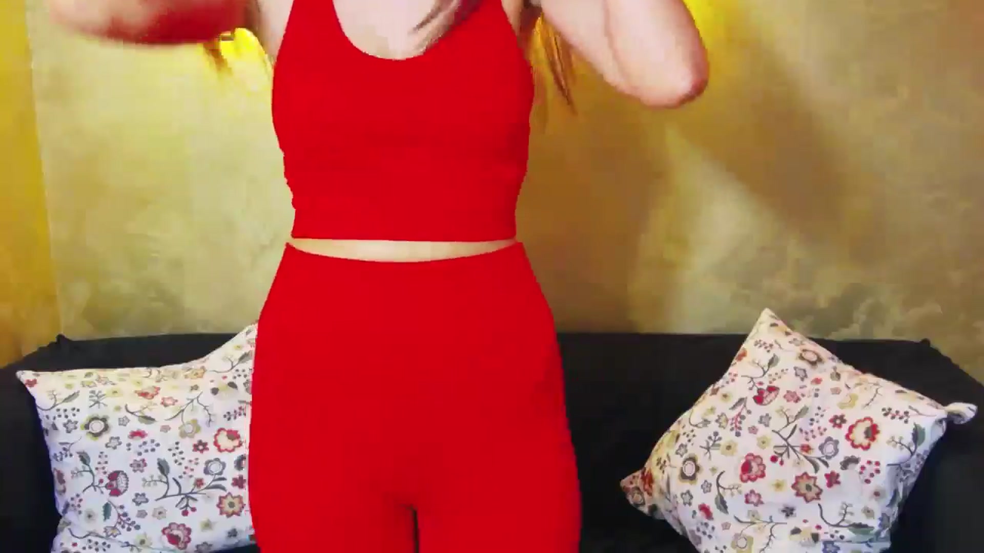Gallery image thumbnail from Radiance's myfreecams stream on, 05/27/2024, 12:51 image 17 of 20
