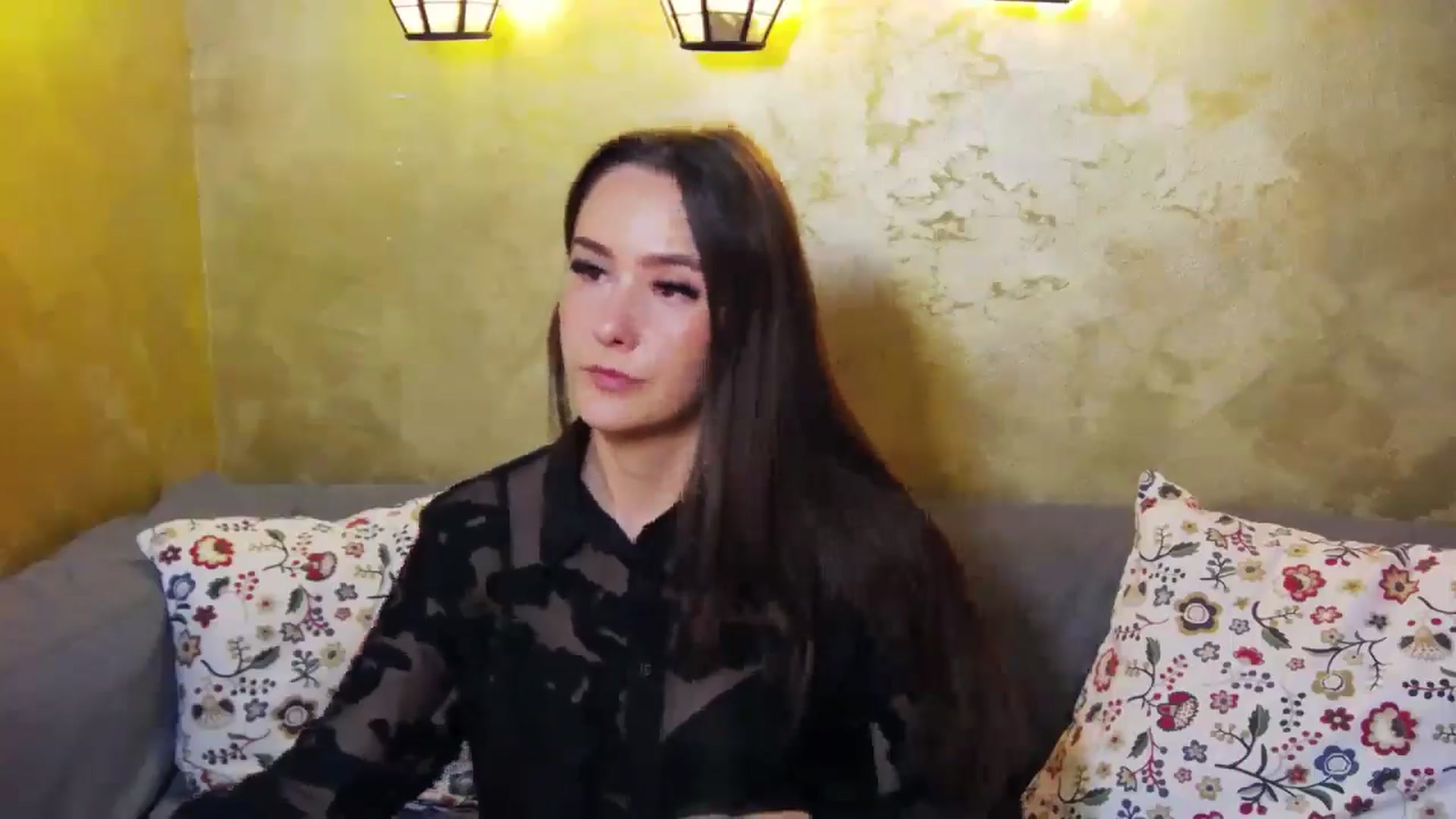 Gallery image thumbnail from Radiance's myfreecams stream on, 06/01/2024, 13:25 image 19 of 20