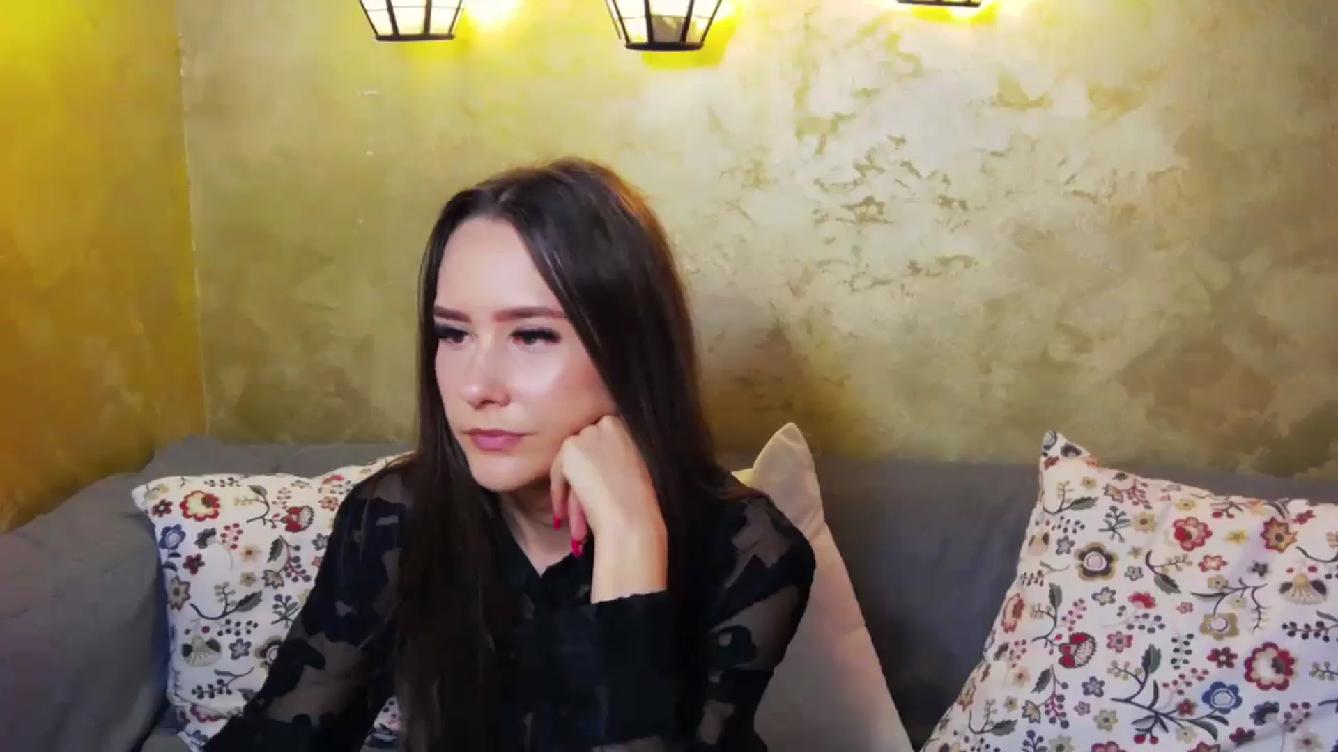 Gallery image thumbnail from Radiance's myfreecams stream on, 06/01/2024, 13:59 image 4 of 20
