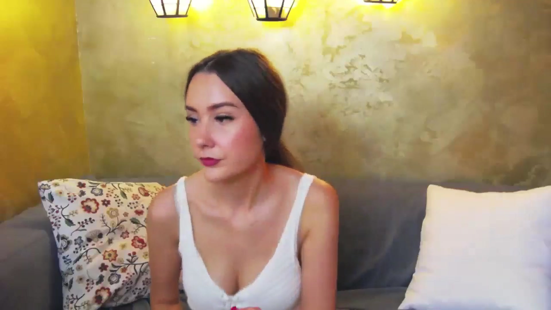Gallery image thumbnail from Radiance's myfreecams stream on, 06/04/2024, 12:54 image 3 of 20