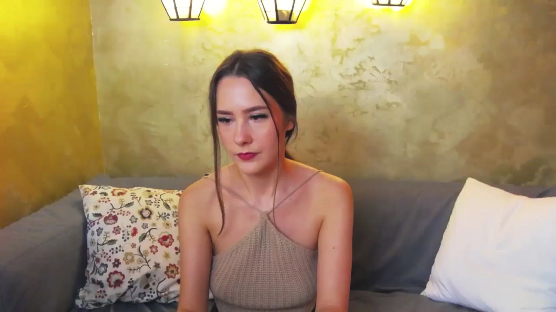 Gallery image thumbnail from Radiance's myfreecams stream on, 06/05/2024, 12:52 image 12 of 20