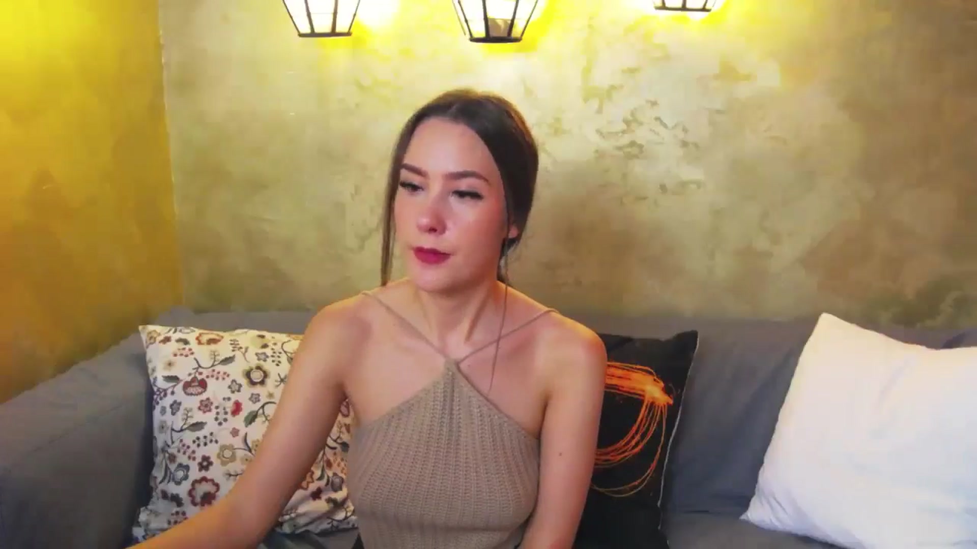 Gallery image thumbnail from Radiance's myfreecams stream on, 06/05/2024, 12:52 image 3 of 20