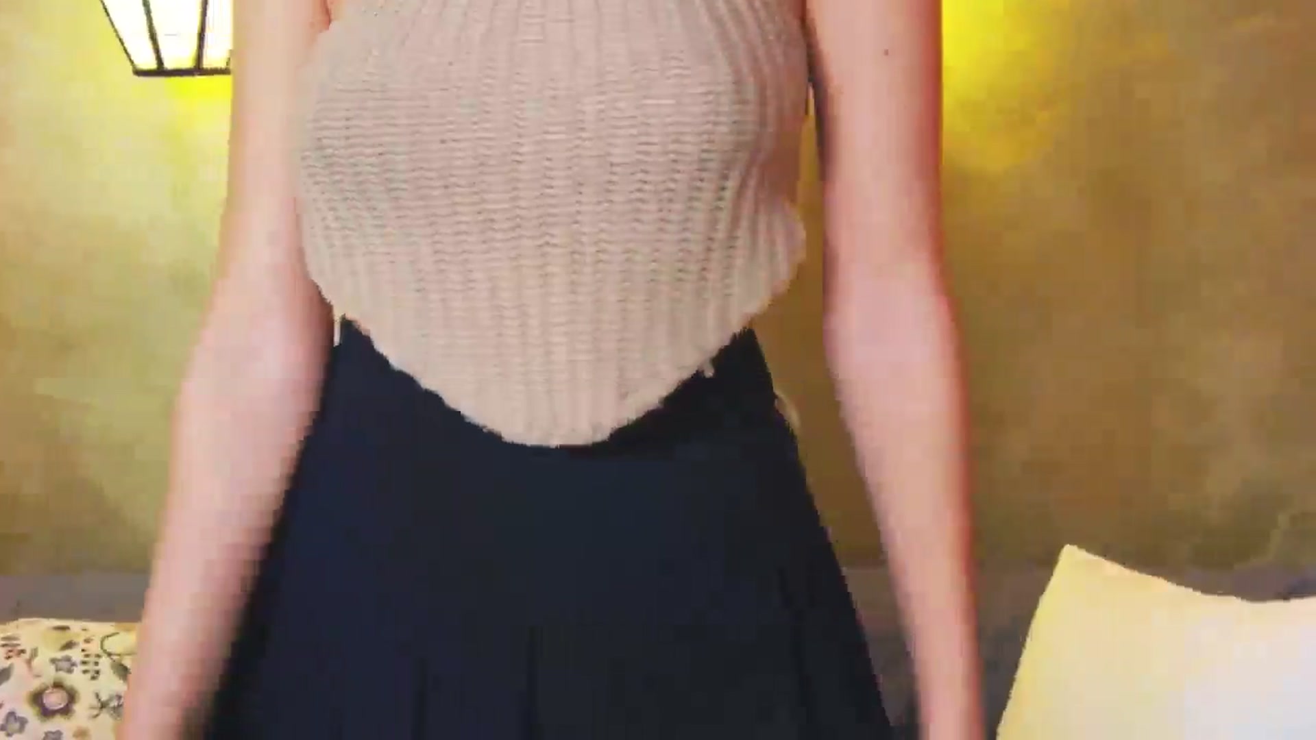 Gallery image thumbnail from Radiance's myfreecams stream on, 06/05/2024, 17:17 image 17 of 20