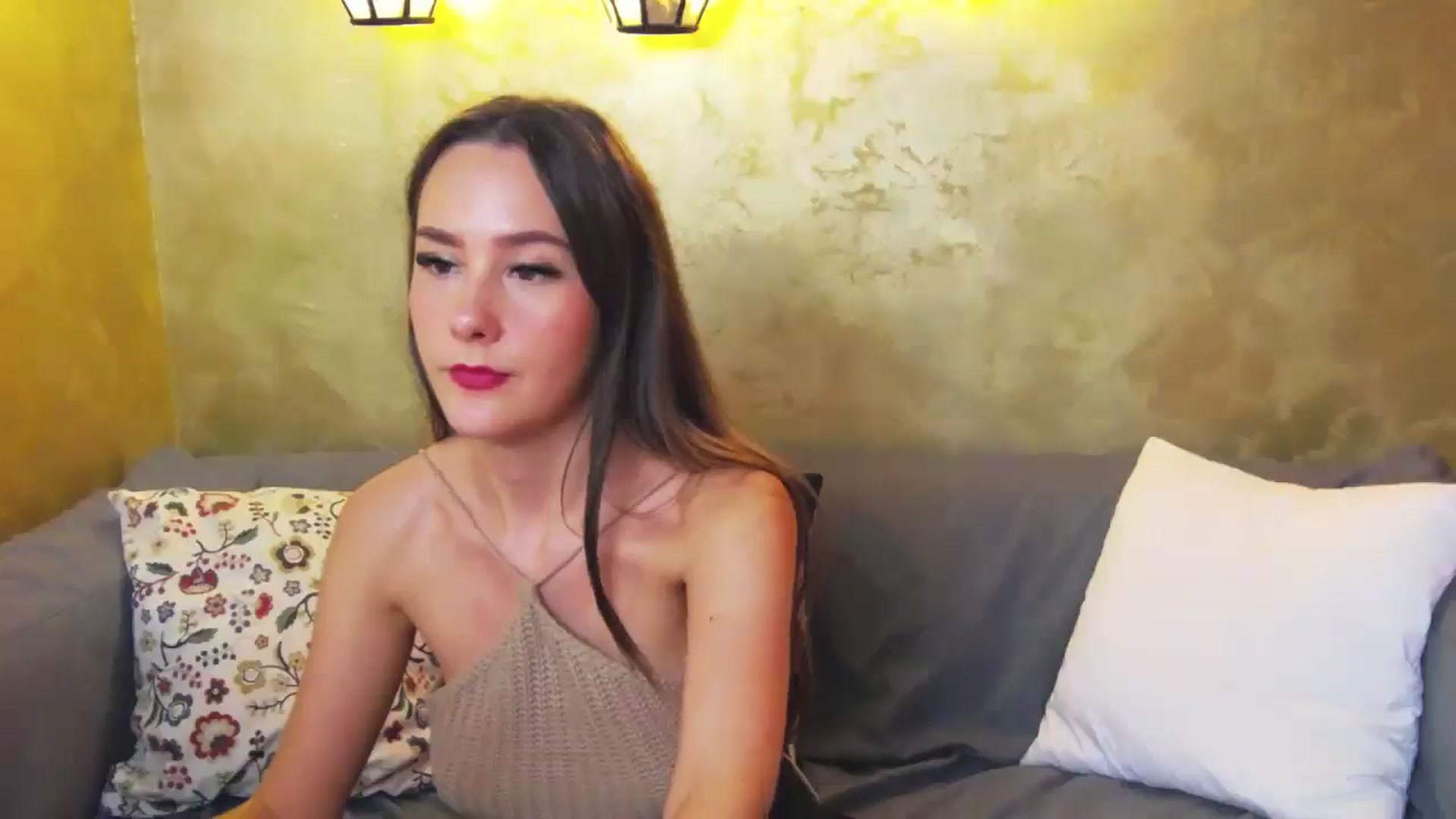 Gallery image thumbnail from Radiance's myfreecams stream on, 06/05/2024, 17:17 image 18 of 20