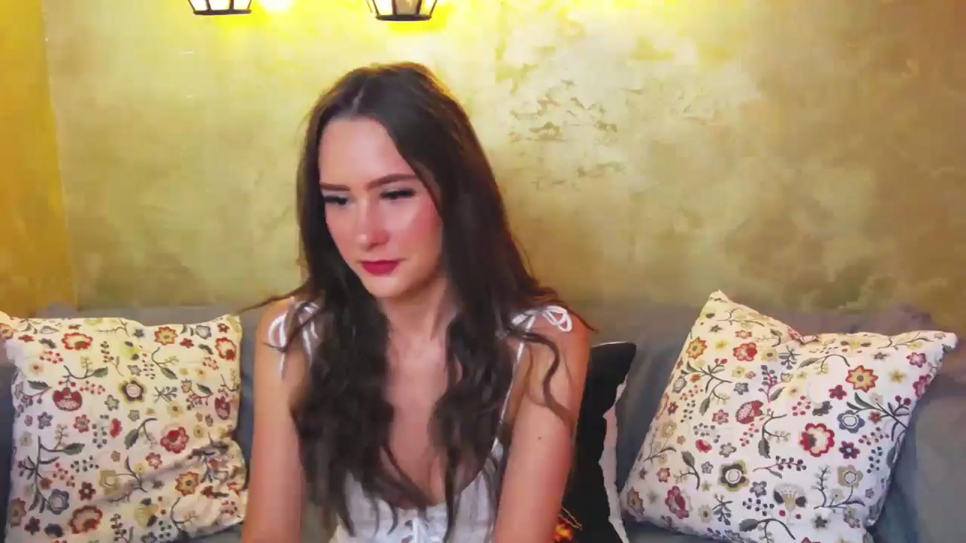 Gallery image thumbnail from Radiance's myfreecams stream on, 06/07/2024, 12:43 image 13 of 20