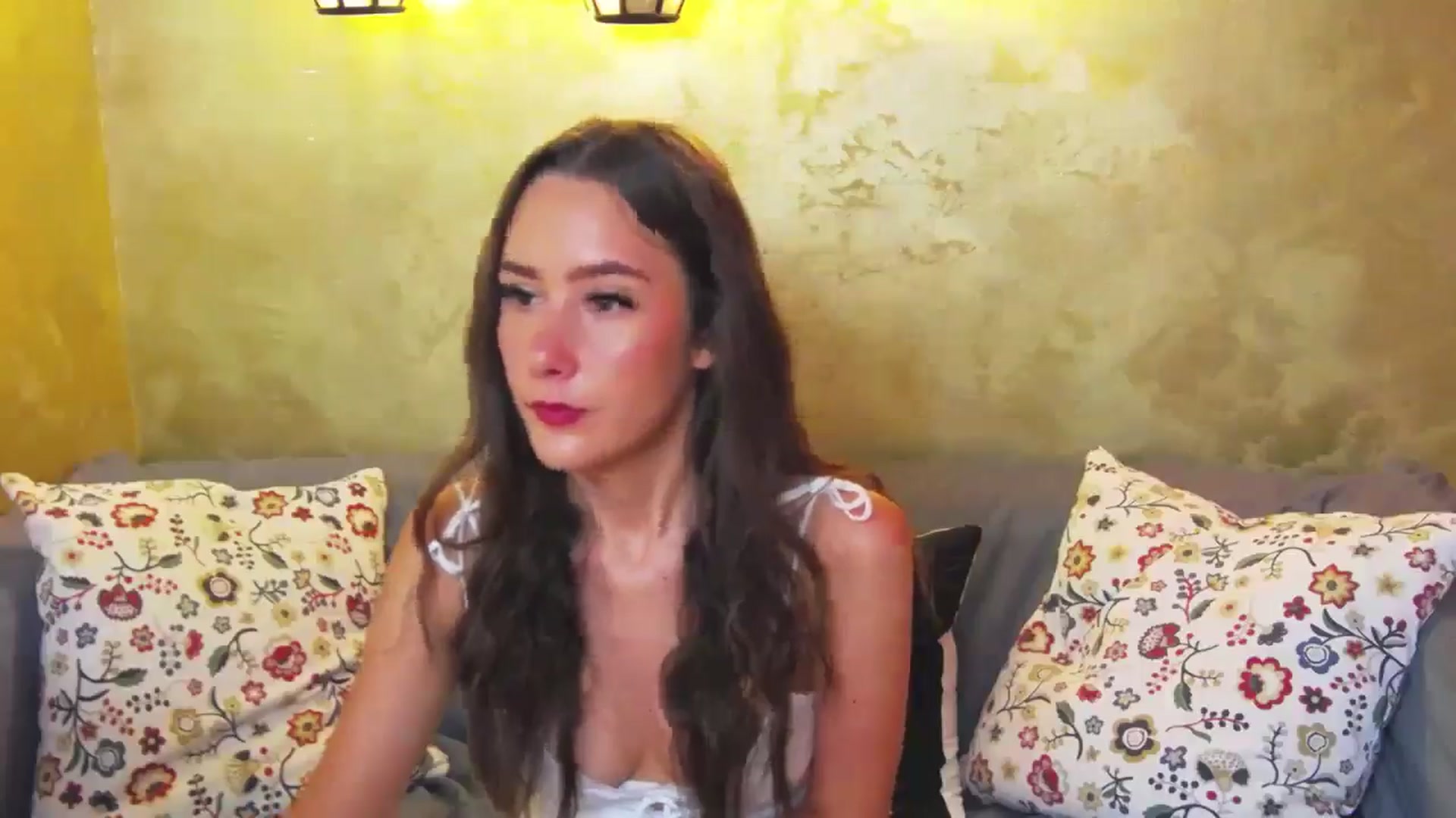 Gallery image thumbnail from Radiance's myfreecams stream on, 06/07/2024, 14:58 image 8 of 20