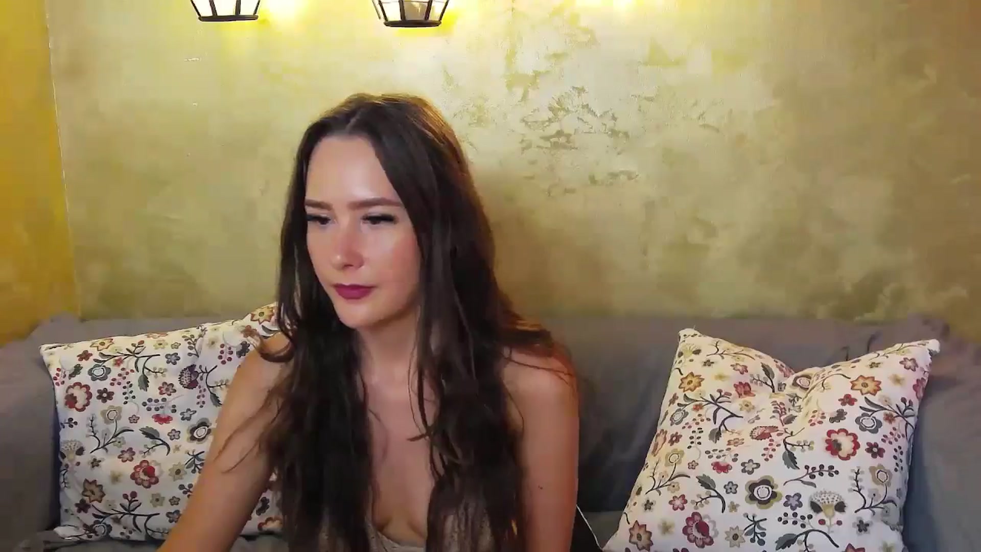 Gallery image thumbnail from Radiance's myfreecams stream on, 06/08/2024, 13:41 image 13 of 20