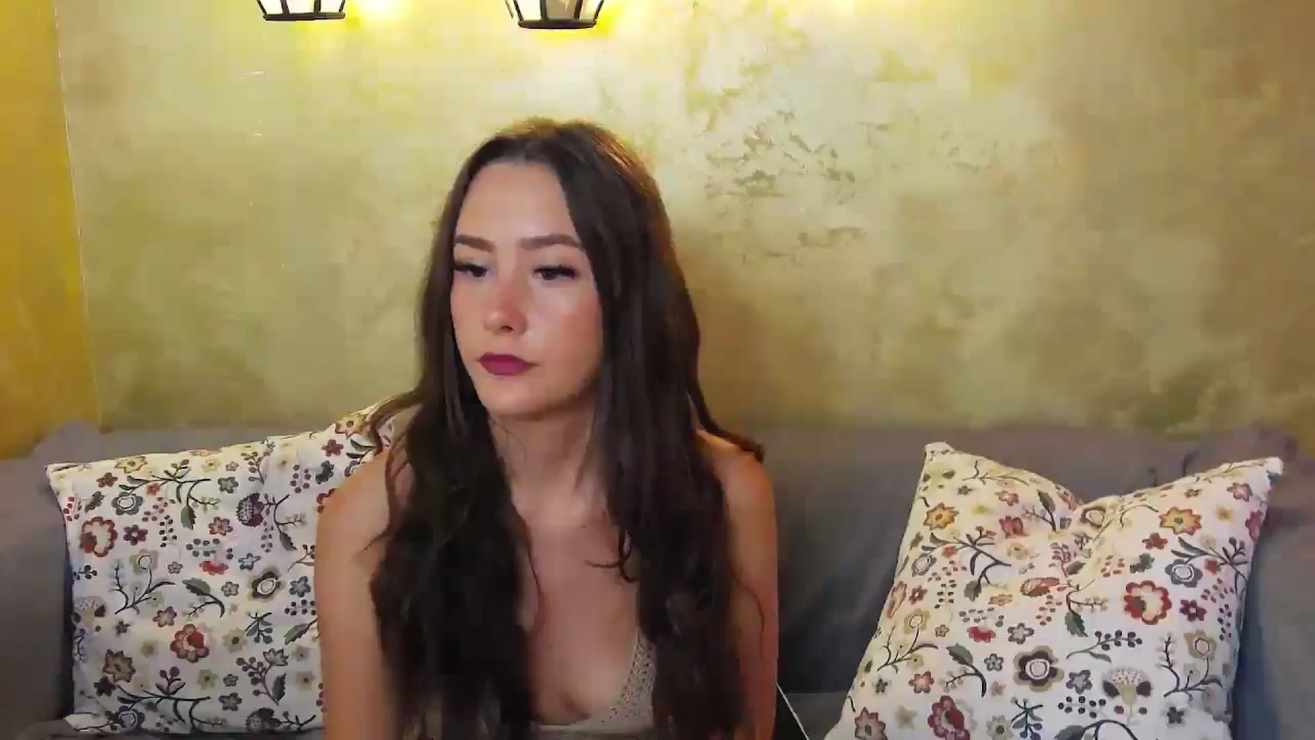 Gallery image thumbnail from Radiance's myfreecams stream on, 06/08/2024, 13:41 image 2 of 20