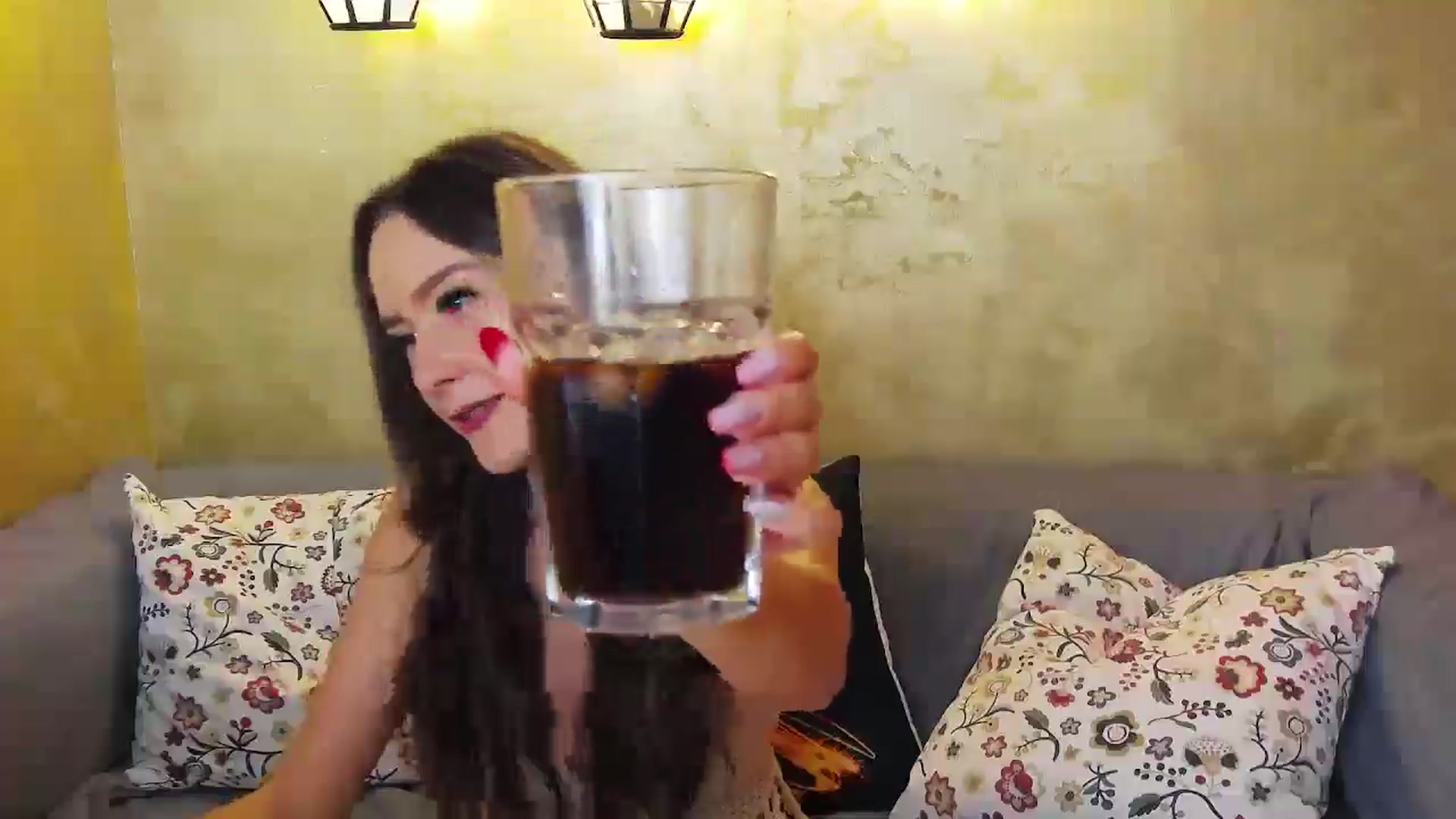 Gallery image thumbnail from Radiance's myfreecams stream on, 06/08/2024, 17:22 image 8 of 20