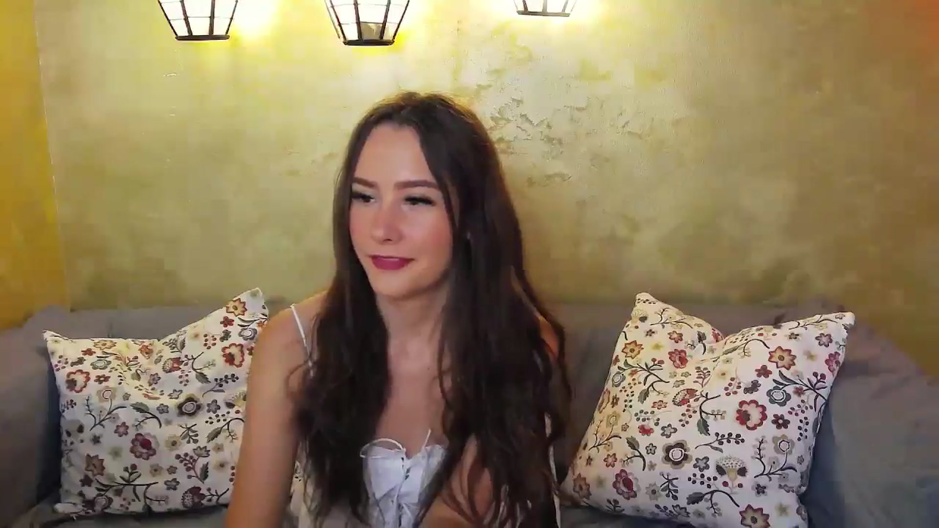 Gallery image thumbnail from Radiance's myfreecams stream on, 06/09/2024, 15:15 image 9 of 20