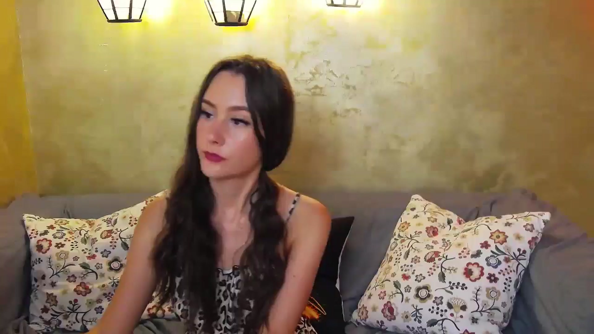 Gallery image thumbnail from Radiance's myfreecams stream on, 06/09/2024, 19:12 image 2 of 20