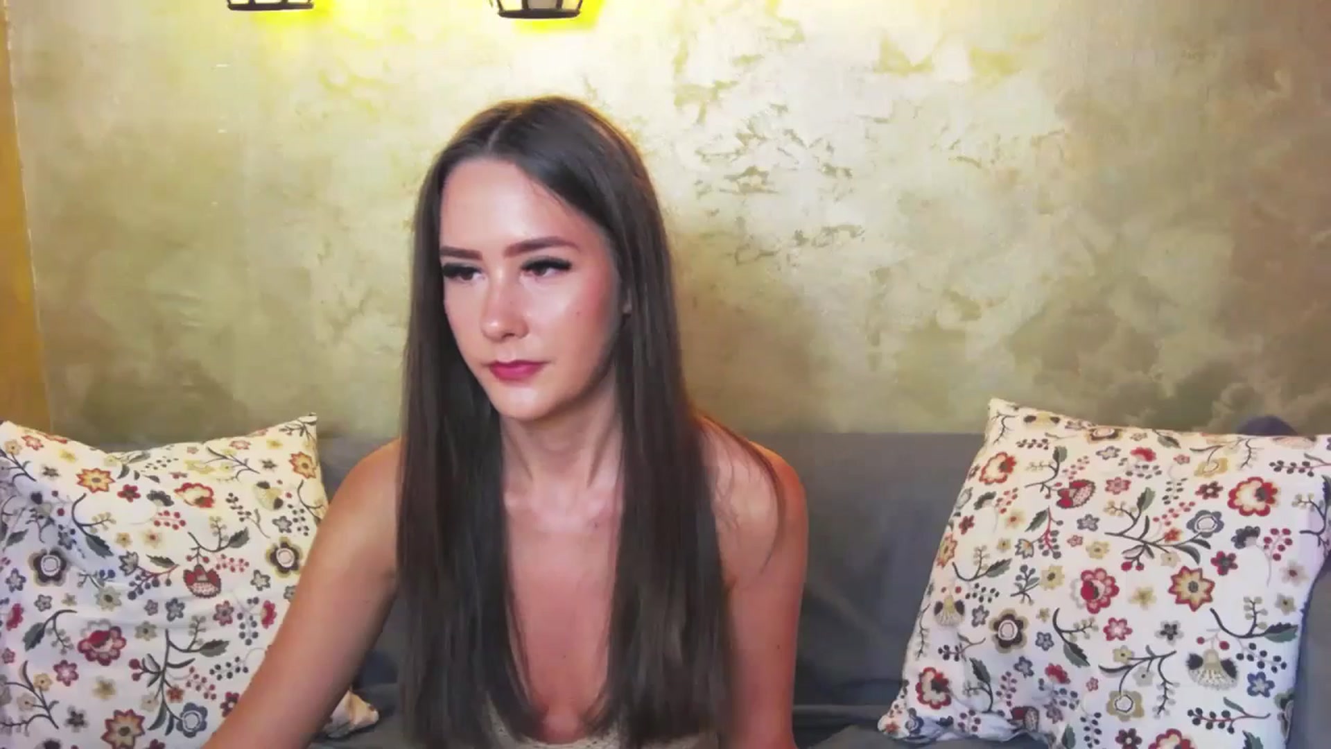 Gallery image thumbnail from Radiance's myfreecams stream on, 06/23/2024, 14:49 image 7 of 20