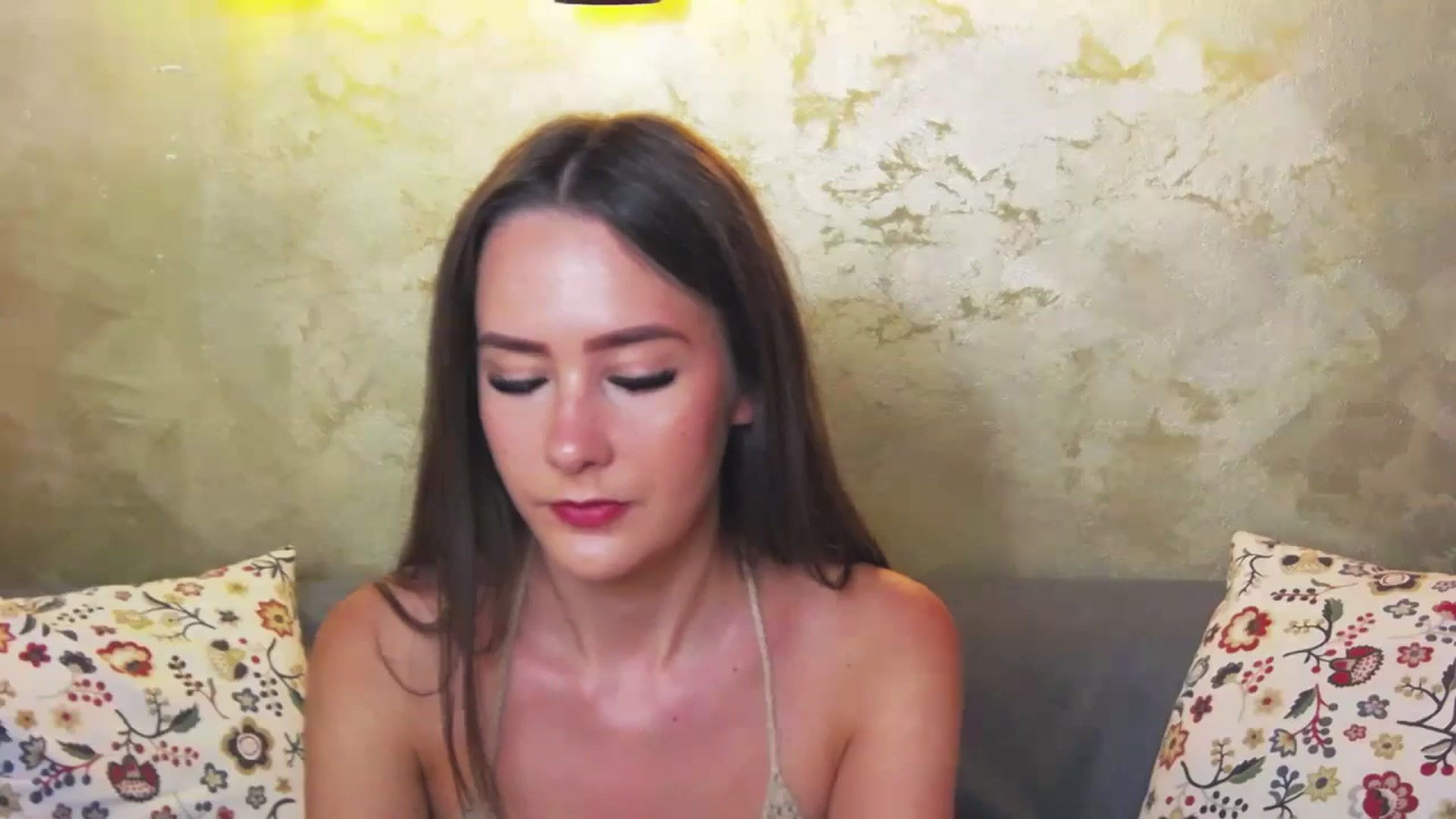 Gallery image thumbnail from Radiance's myfreecams stream on, 06/23/2024, 14:49 image 3 of 20