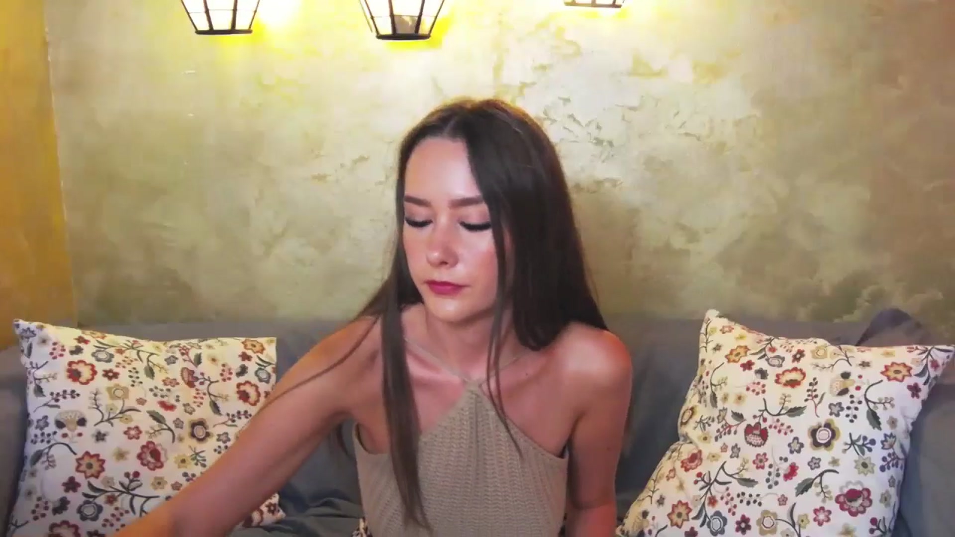 Gallery image thumbnail from Radiance's myfreecams stream on, 06/24/2024, 16:28 image 4 of 20