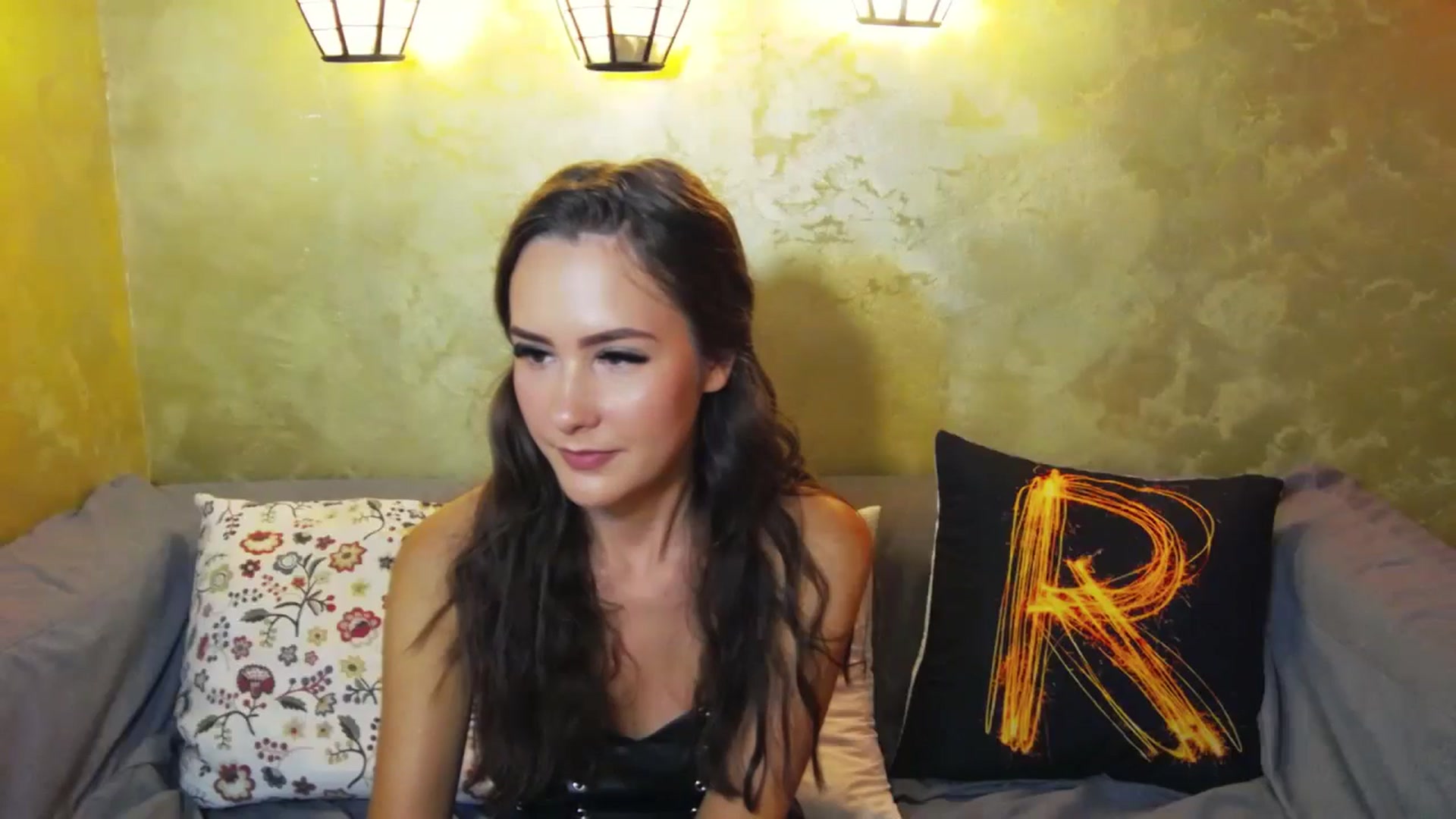 Gallery image thumbnail from Radiance's myfreecams stream on, 07/05/2024, 16:51 image 4 of 20