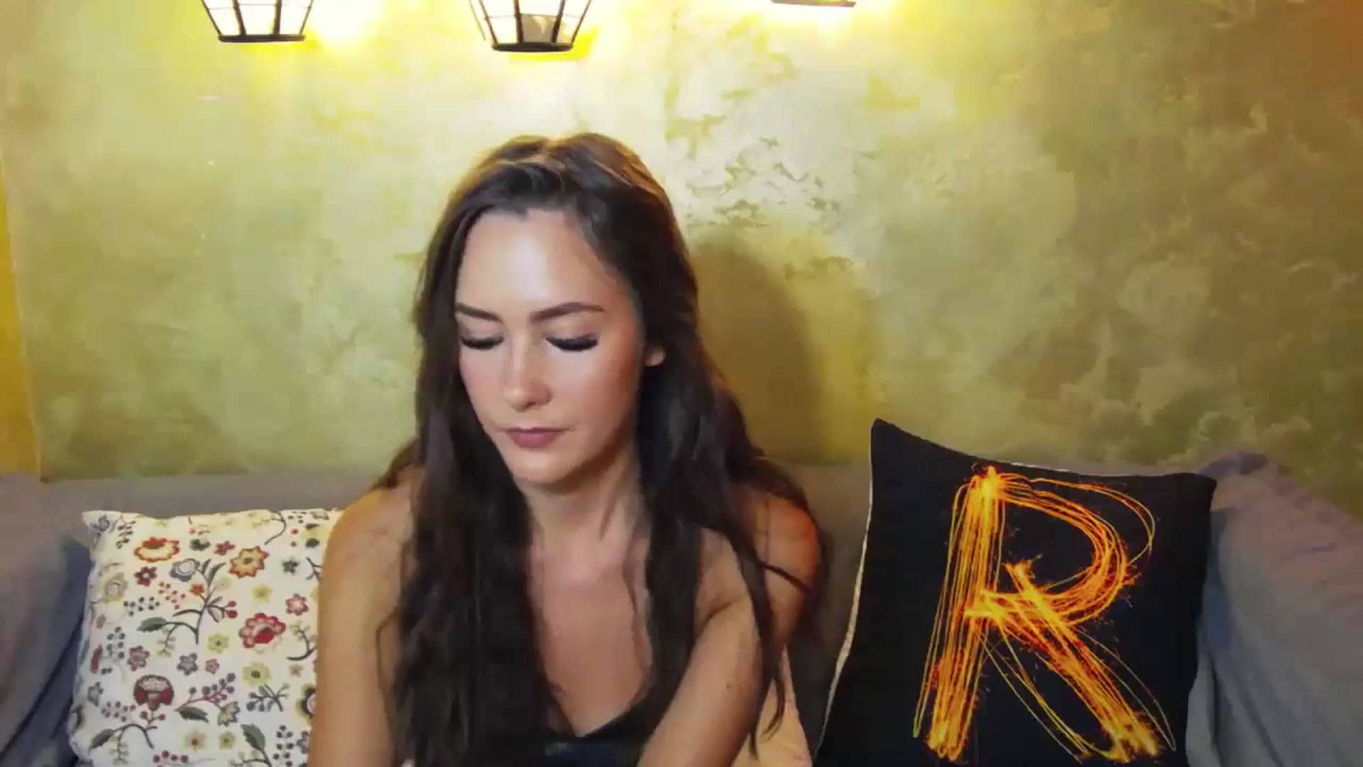 Gallery image thumbnail from Radiance's myfreecams stream on, 07/05/2024, 17:12 image 11 of 20