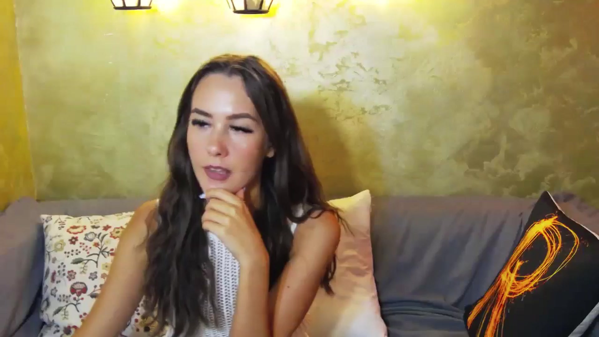 Gallery image thumbnail from Radiance's myfreecams stream on, 07/06/2024, 16:48 image 3 of 20