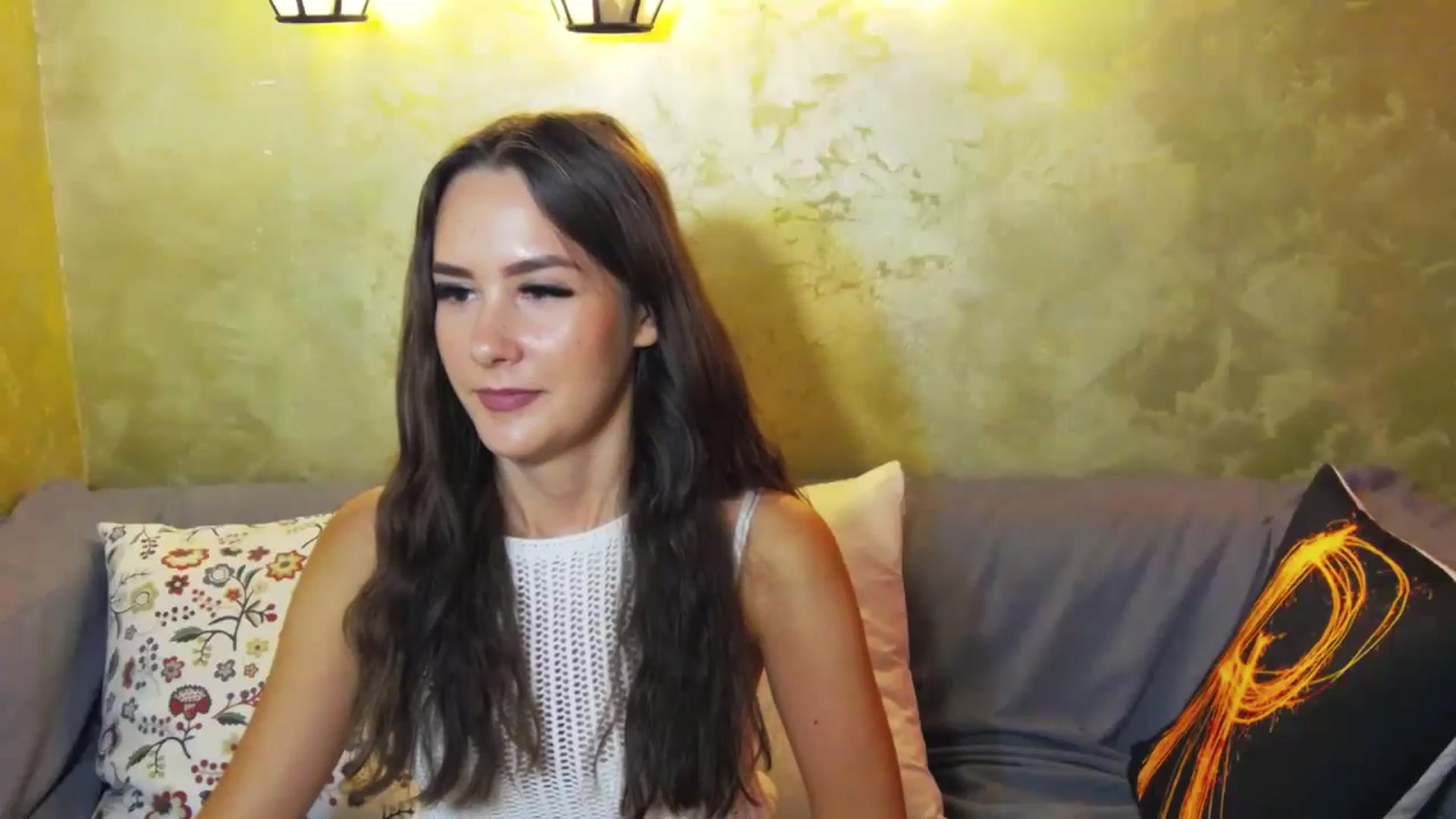 Gallery image thumbnail from Radiance's myfreecams stream on, 07/06/2024, 16:48 image 8 of 20
