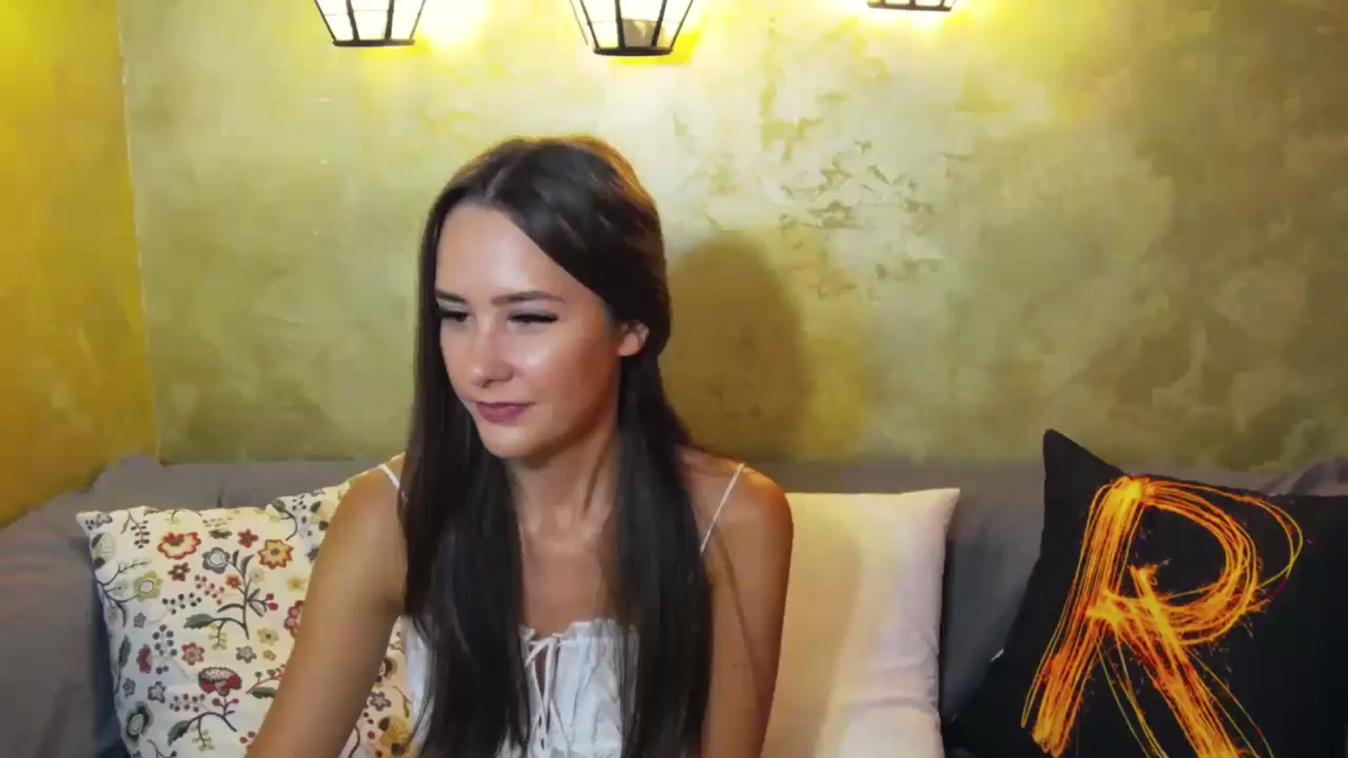 Gallery image thumbnail from Radiance's myfreecams stream on, 07/08/2024, 14:56 image 18 of 20