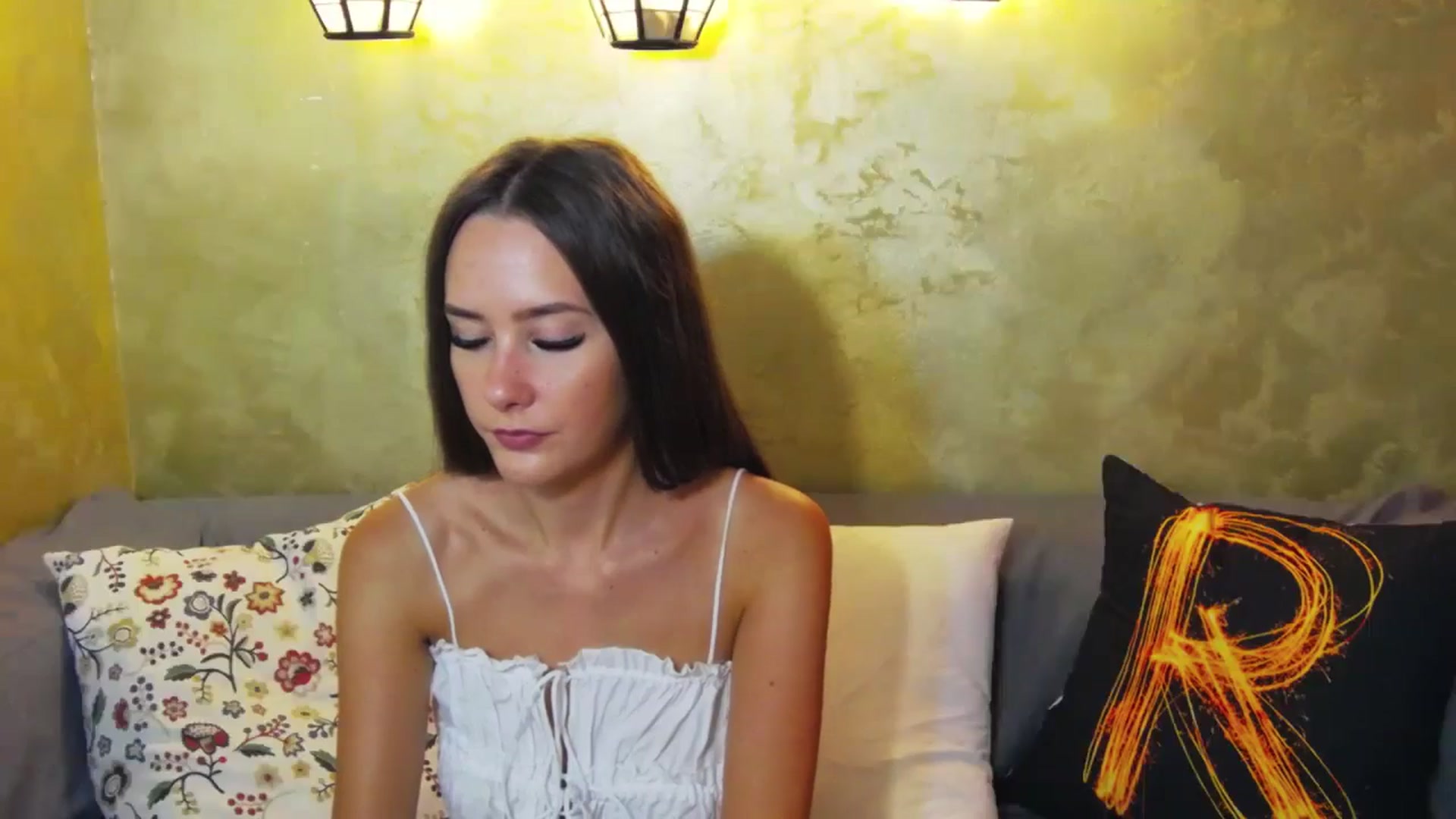 Gallery image thumbnail from Radiance's myfreecams stream on, 07/08/2024, 14:56 image 2 of 20
