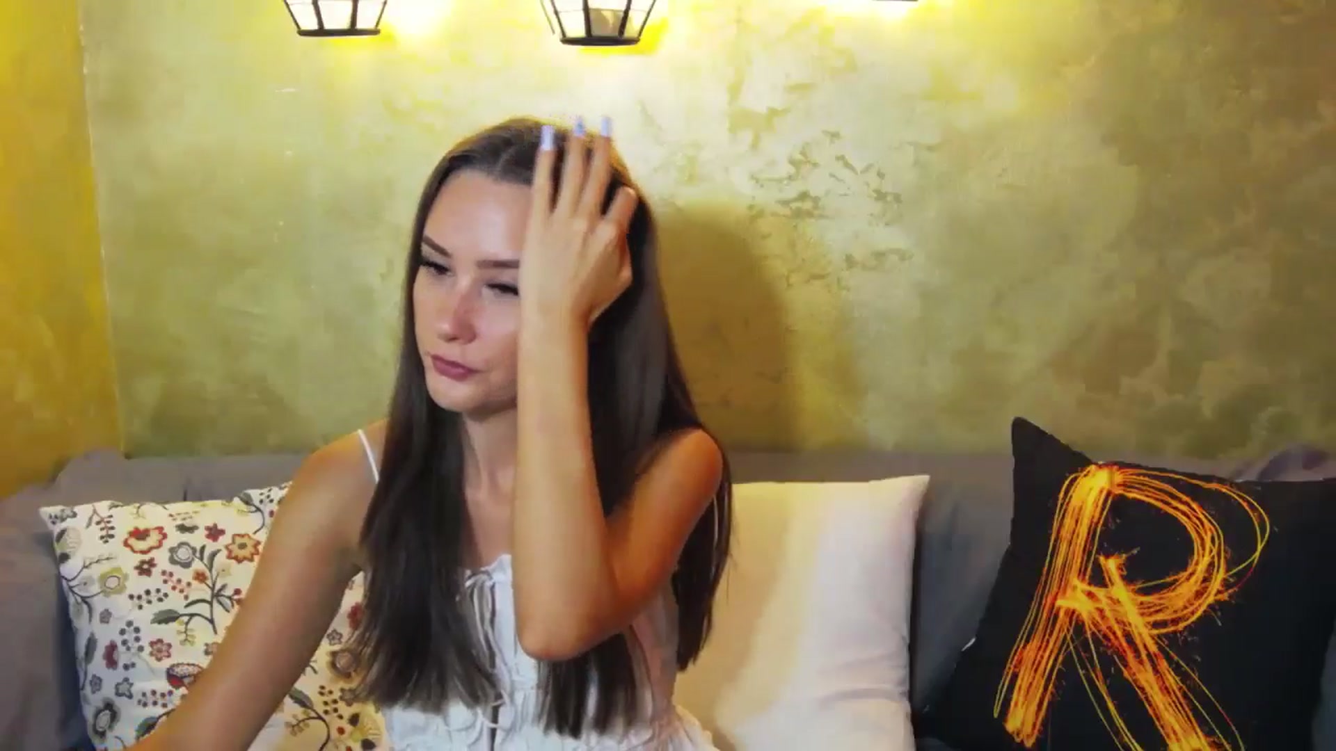 Gallery image thumbnail from Radiance's myfreecams stream on, 07/08/2024, 14:56 image 4 of 20