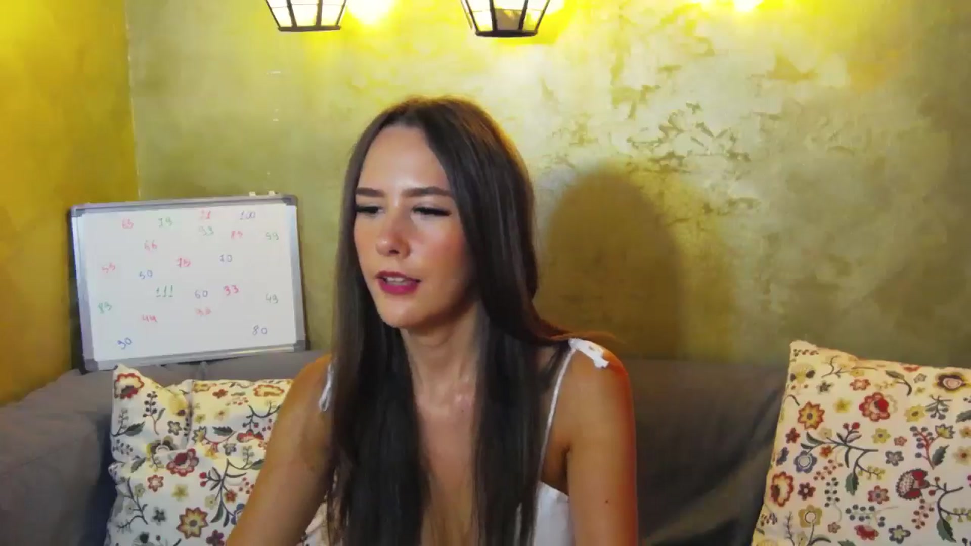 Gallery image thumbnail from Radiance's myfreecams stream on, 07/13/2024, 15:30 image 5 of 20