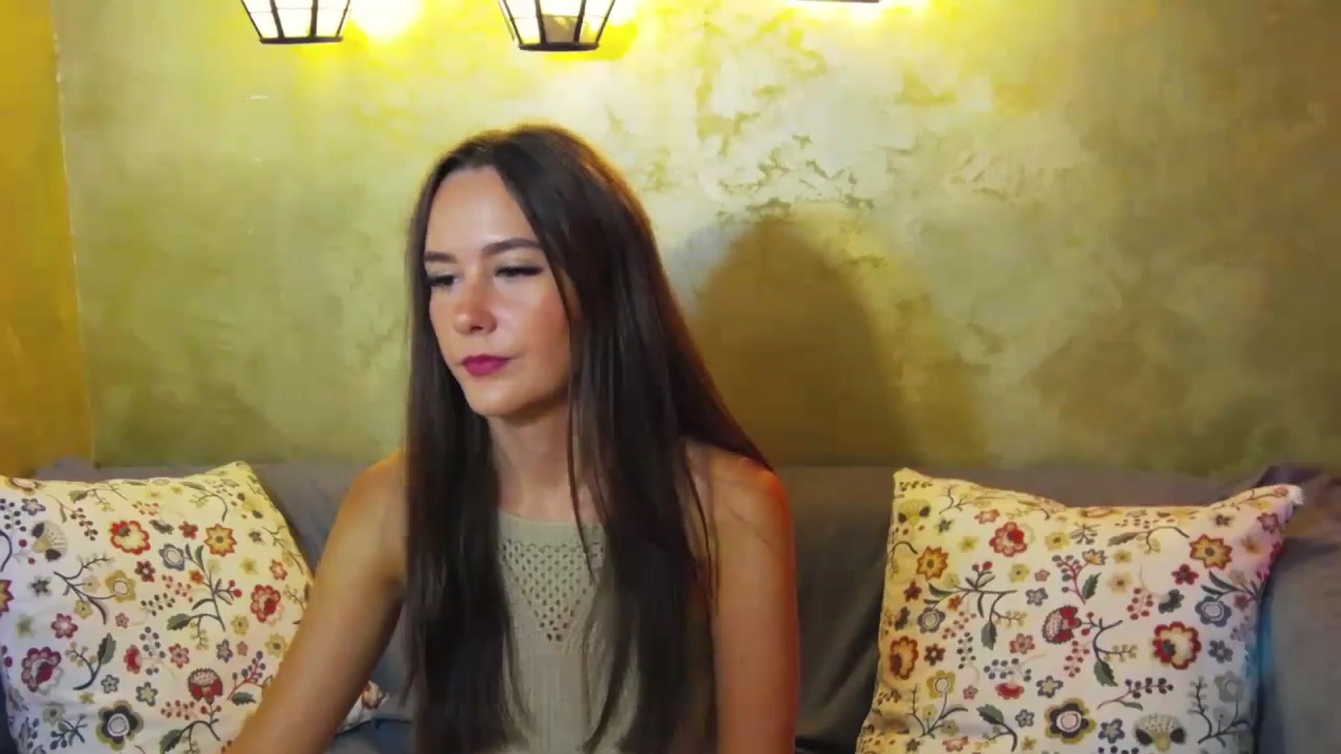 Gallery image thumbnail from Radiance's myfreecams stream on, 07/14/2024, 14:14 image 9 of 20