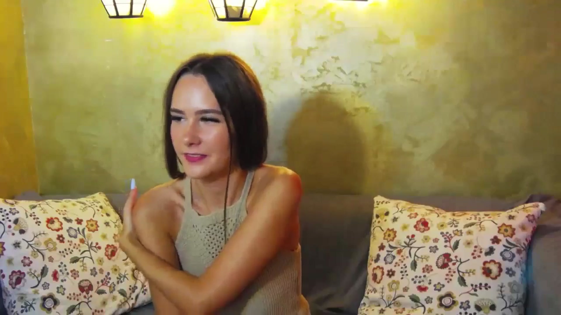 Gallery image thumbnail from Radiance's myfreecams stream on, 07/14/2024, 14:14 image 5 of 20