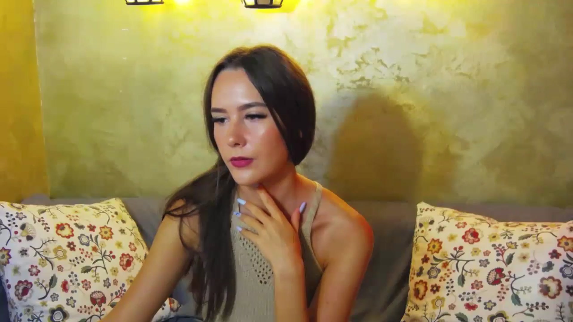 Gallery image thumbnail from Radiance's myfreecams stream on, 07/14/2024, 14:14 image 18 of 20