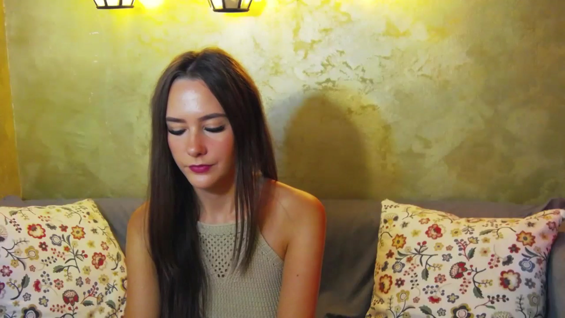 Gallery image thumbnail from Radiance's myfreecams stream on, 07/14/2024, 15:06 image 8 of 20