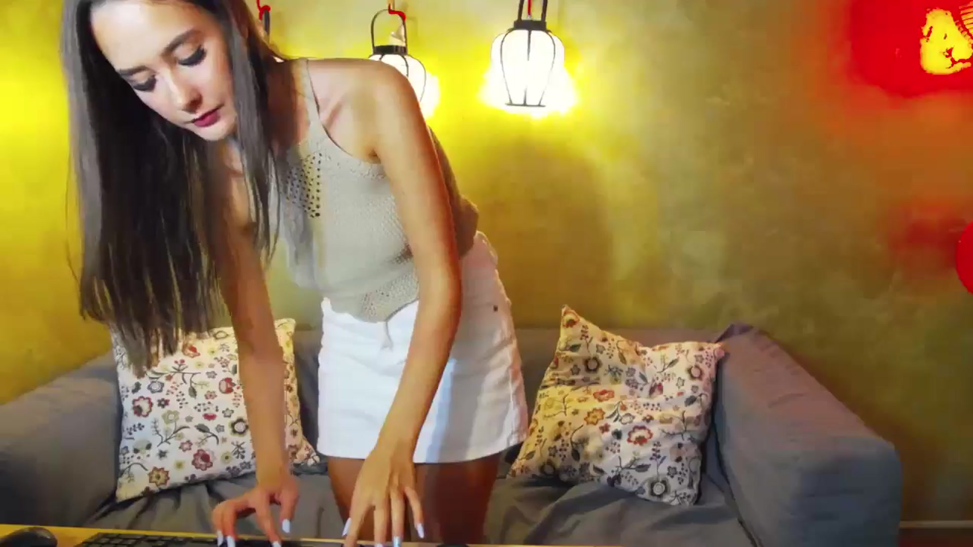 Gallery image thumbnail from Radiance's myfreecams stream on, 07/14/2024, 17:21 image 9 of 20