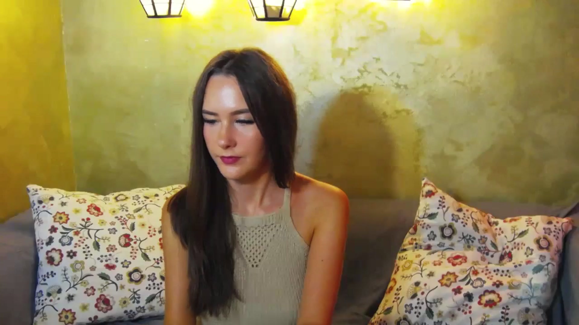 Gallery image thumbnail from Radiance's myfreecams stream on, 07/14/2024, 18:05 image 9 of 20