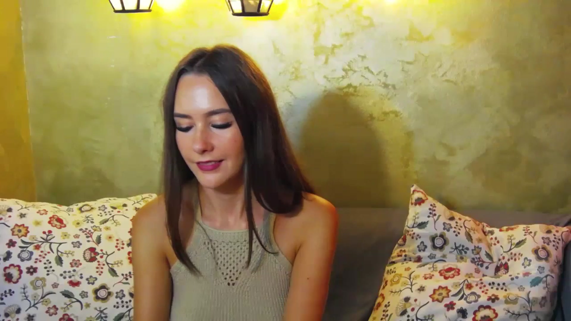 Gallery image thumbnail from Radiance's myfreecams stream on, 07/14/2024, 18:05 image 20 of 20