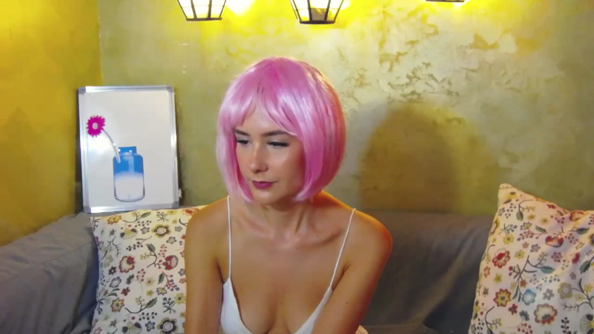 Gallery image thumbnail from Radiance's myfreecams stream on, 07/16/2024, 13:54 image 13 of 20