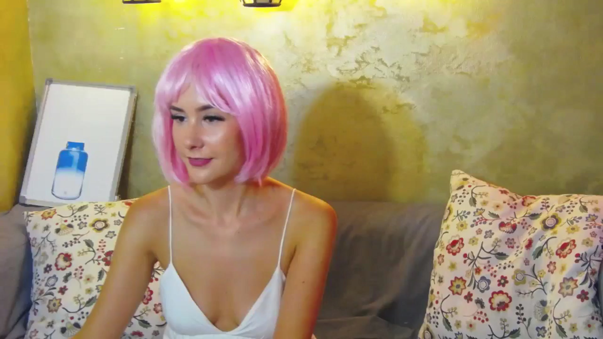 Gallery image thumbnail from Radiance's myfreecams stream on, 07/16/2024, 13:54 image 8 of 20