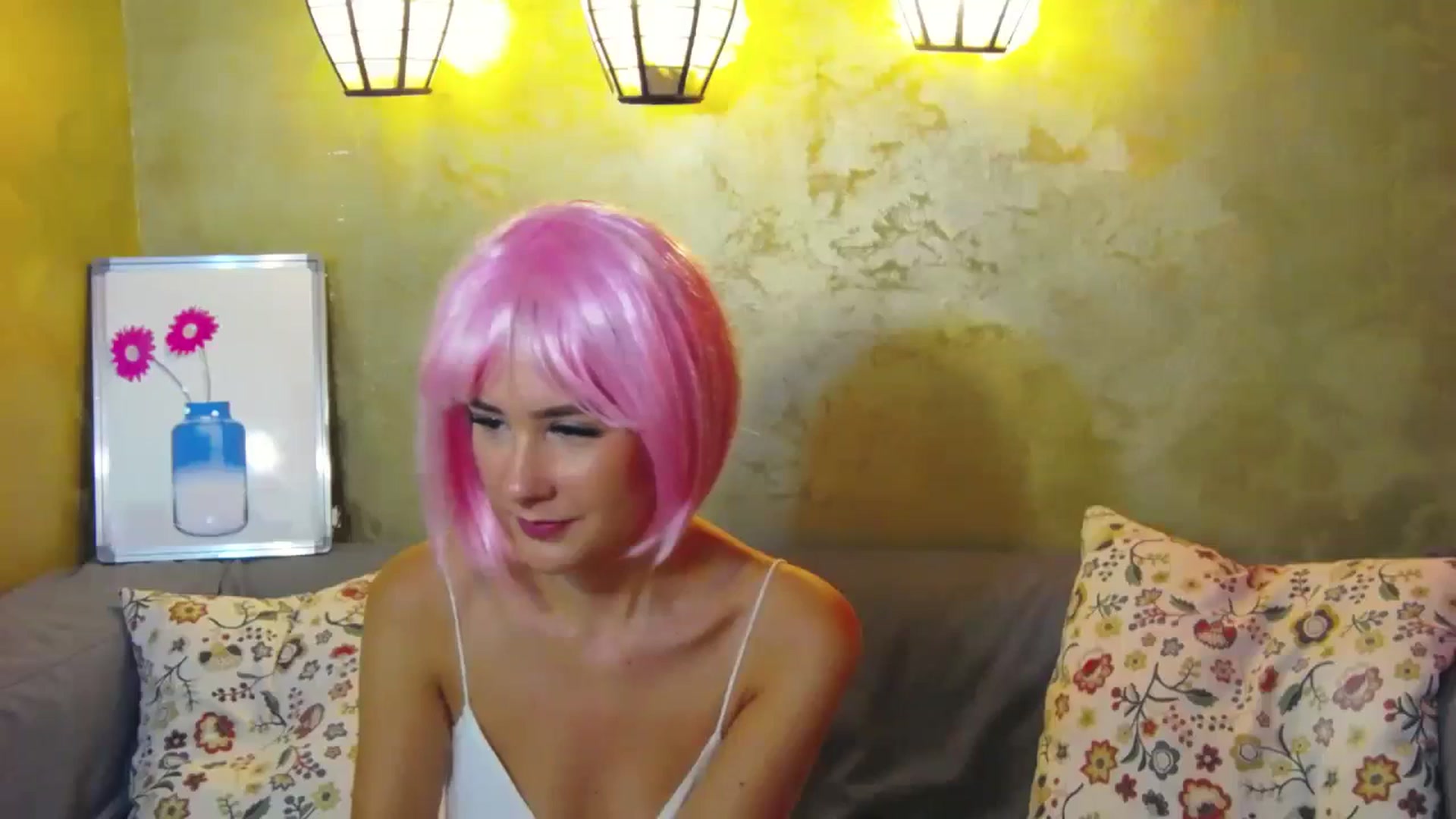 Gallery image thumbnail from Radiance's myfreecams stream on, 07/16/2024, 14:35 image 2 of 20