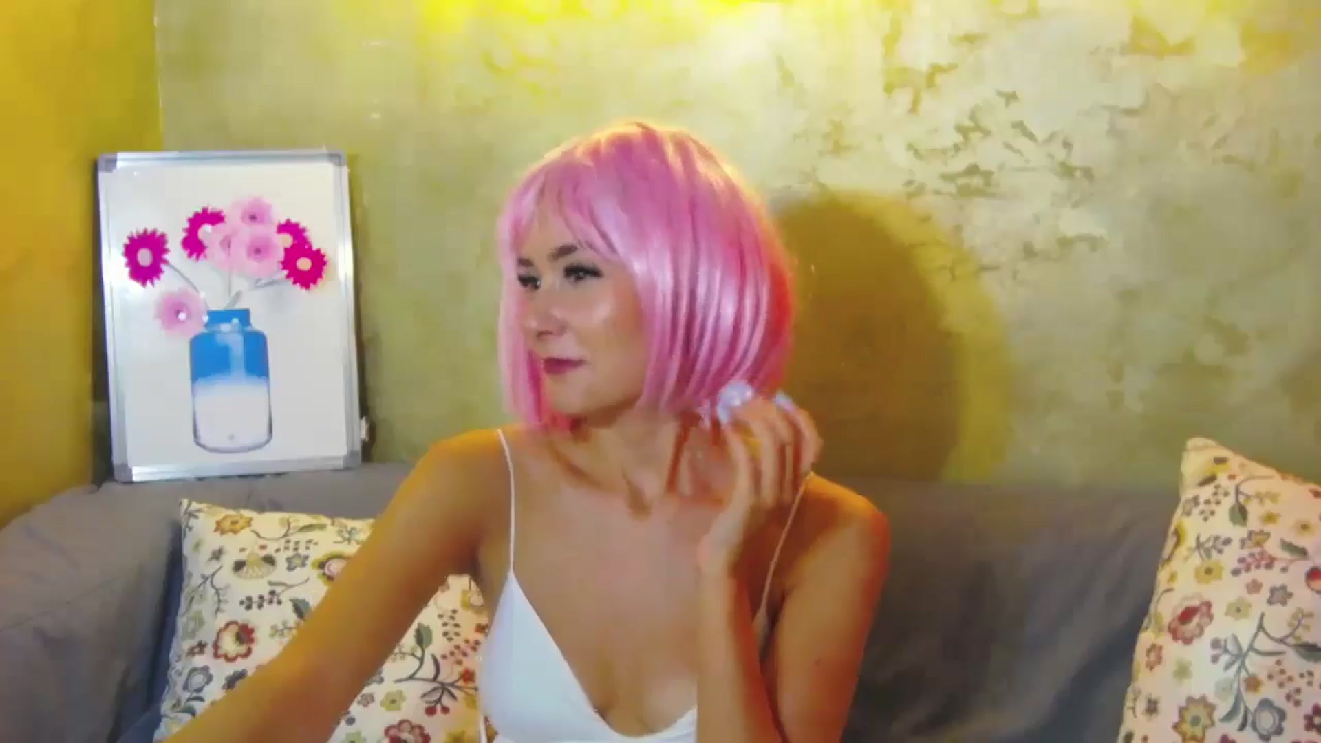 Gallery image thumbnail from Radiance's myfreecams stream on, 07/16/2024, 15:08 image 13 of 20