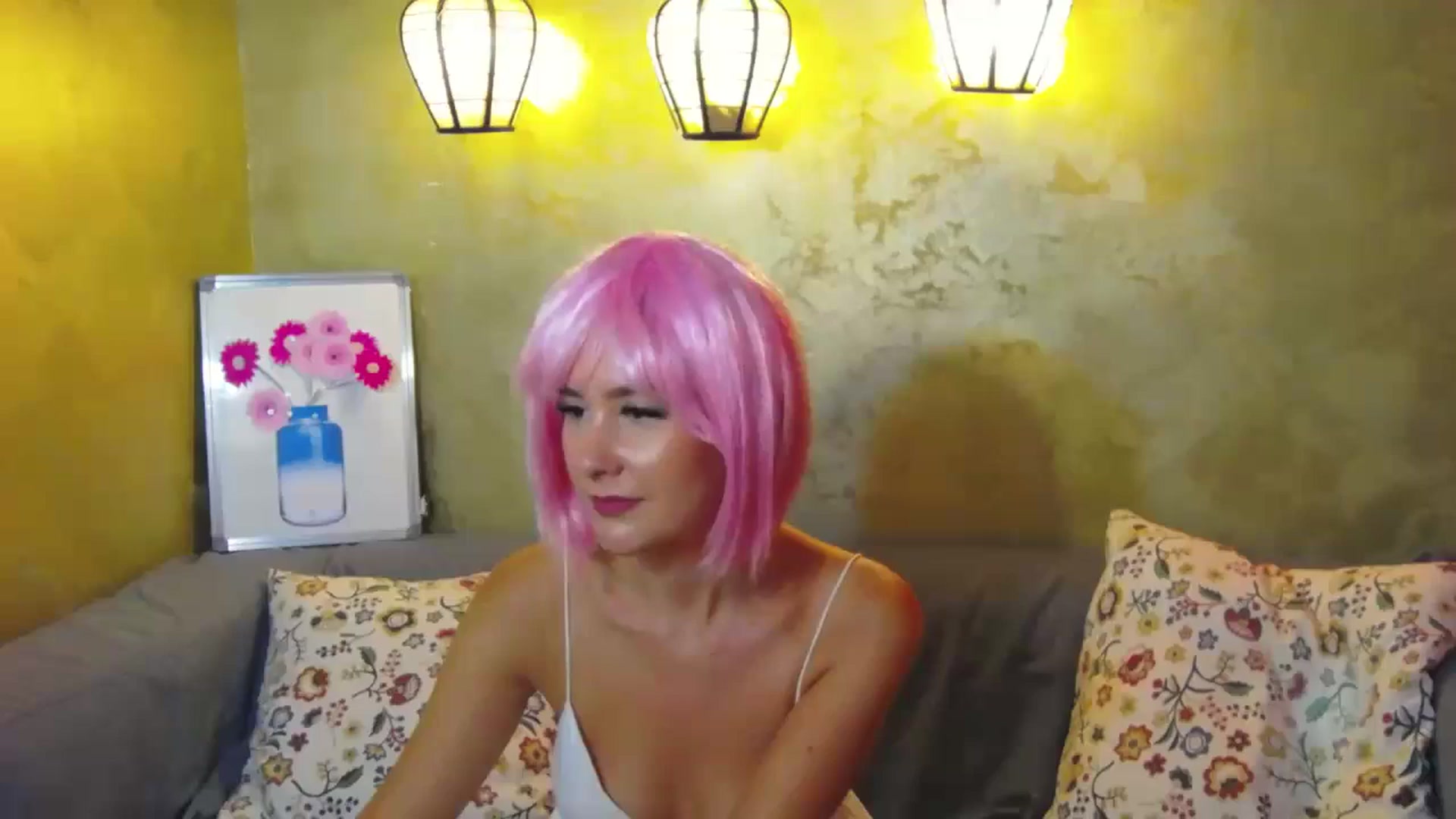 Gallery image thumbnail from Radiance's myfreecams stream on, 07/16/2024, 17:53 image 8 of 20