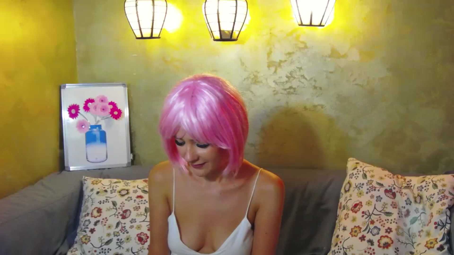 Gallery image thumbnail from Radiance's myfreecams stream on, 07/16/2024, 17:53 image 5 of 20