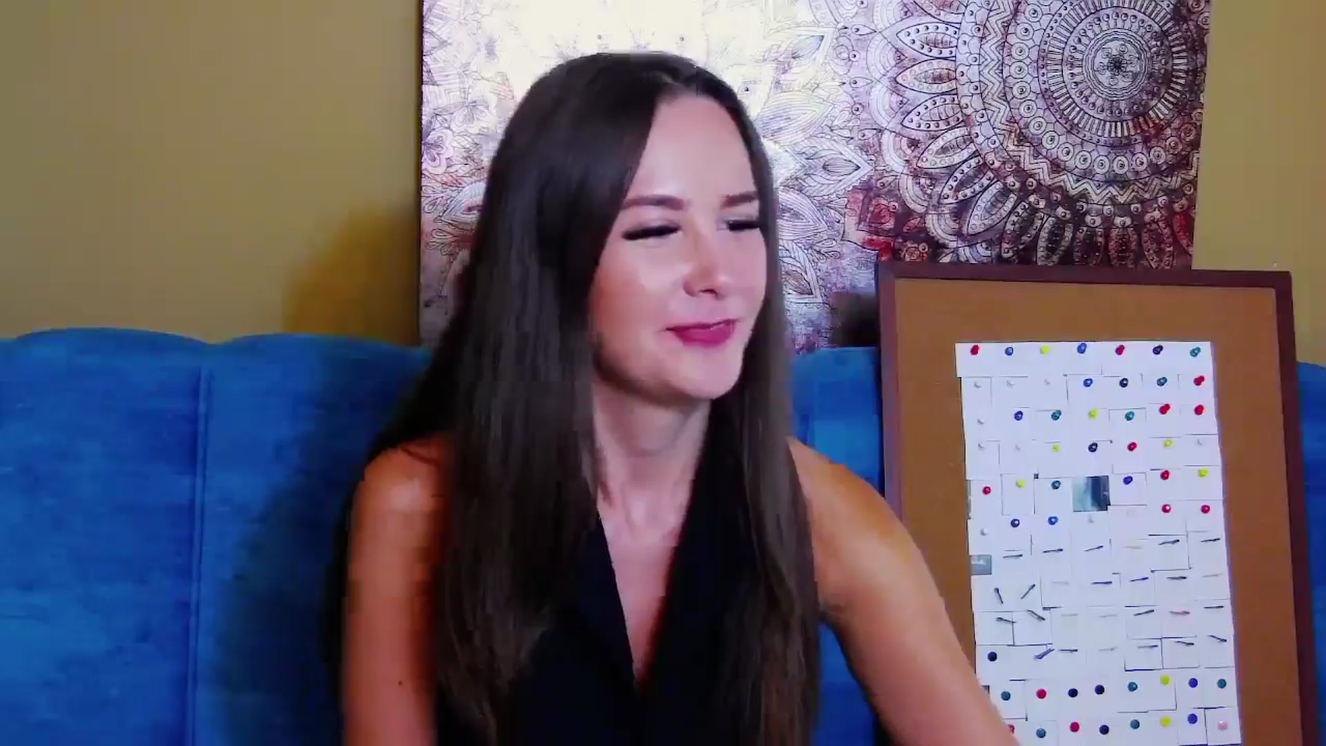 Gallery image thumbnail from Radiance's myfreecams stream on, 07/19/2024, 15:29 image 14 of 20