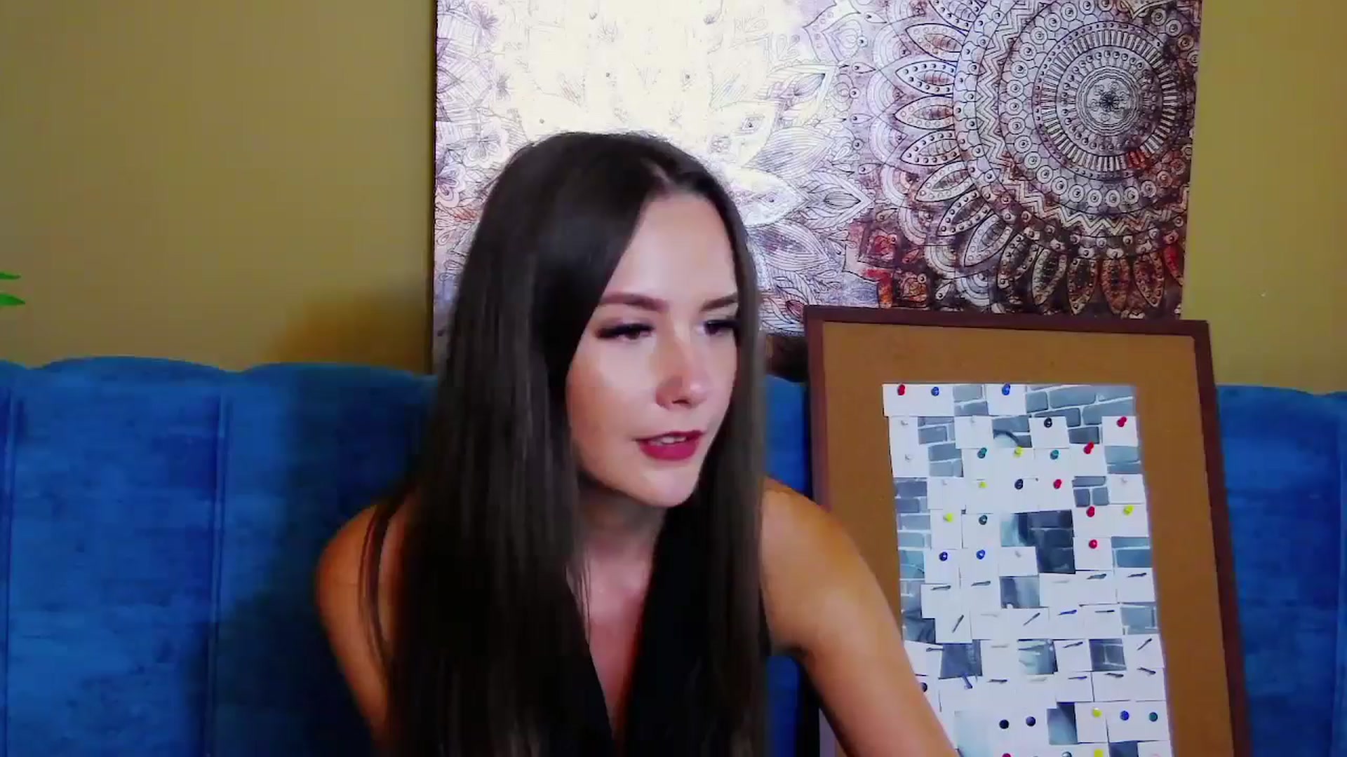 Gallery image thumbnail from Radiance's myfreecams stream on, 07/19/2024, 20:04 image 6 of 20