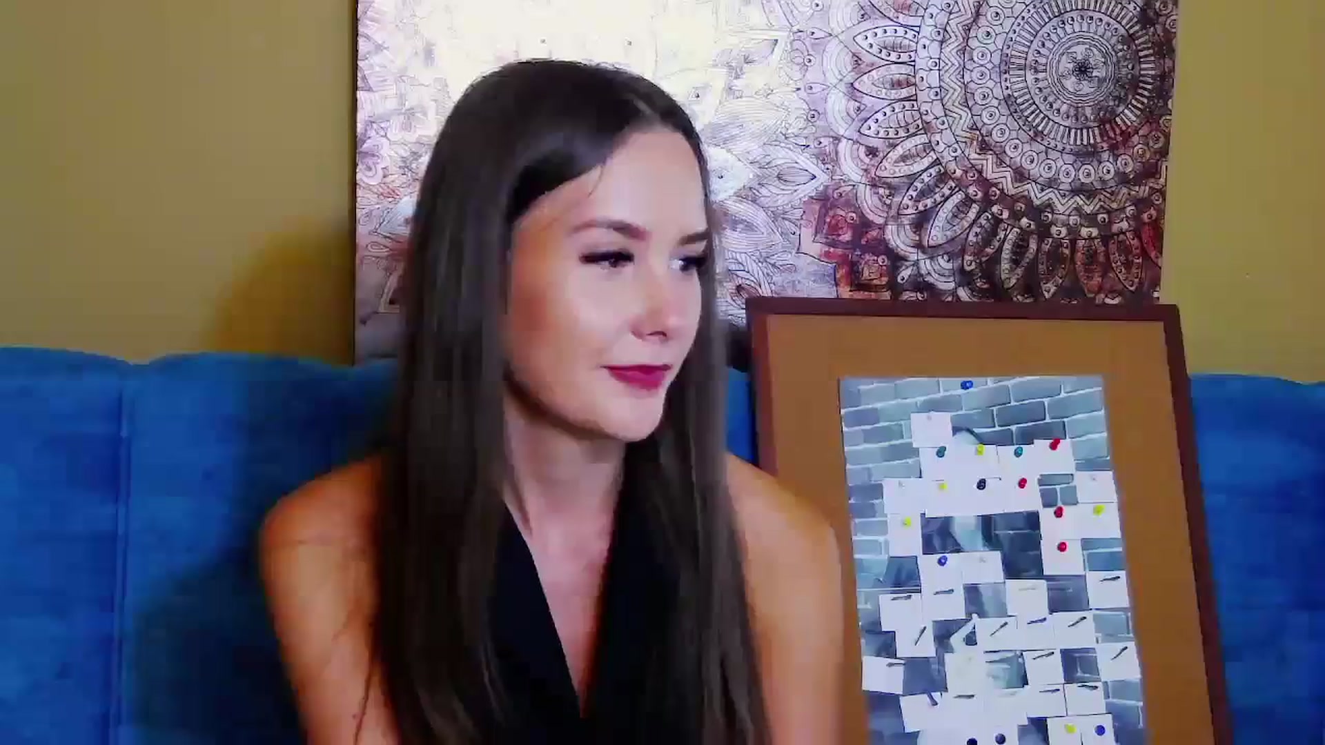Gallery image thumbnail from Radiance's myfreecams stream on, 07/19/2024, 20:04 image 15 of 20