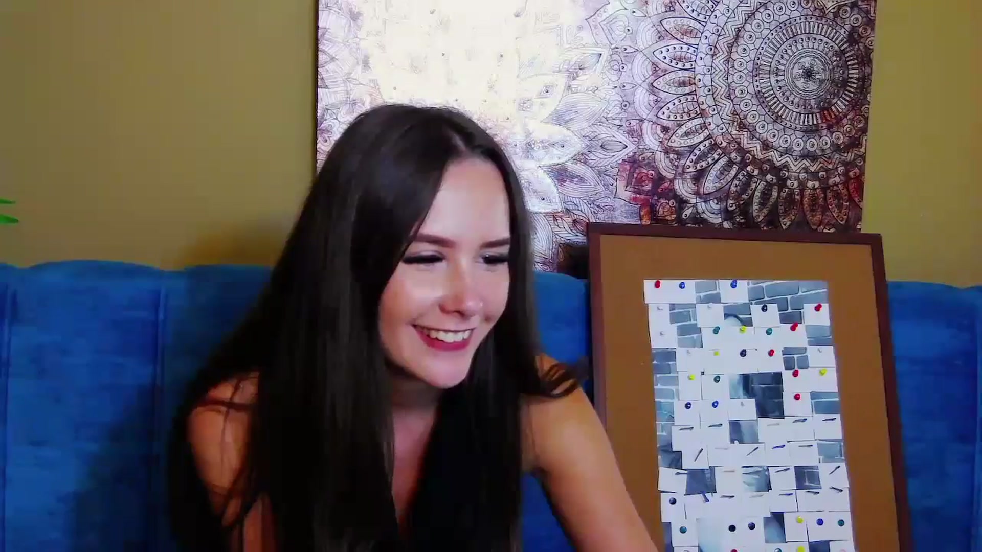 Gallery image thumbnail from Radiance's myfreecams stream on, 07/19/2024, 20:04 image 5 of 20