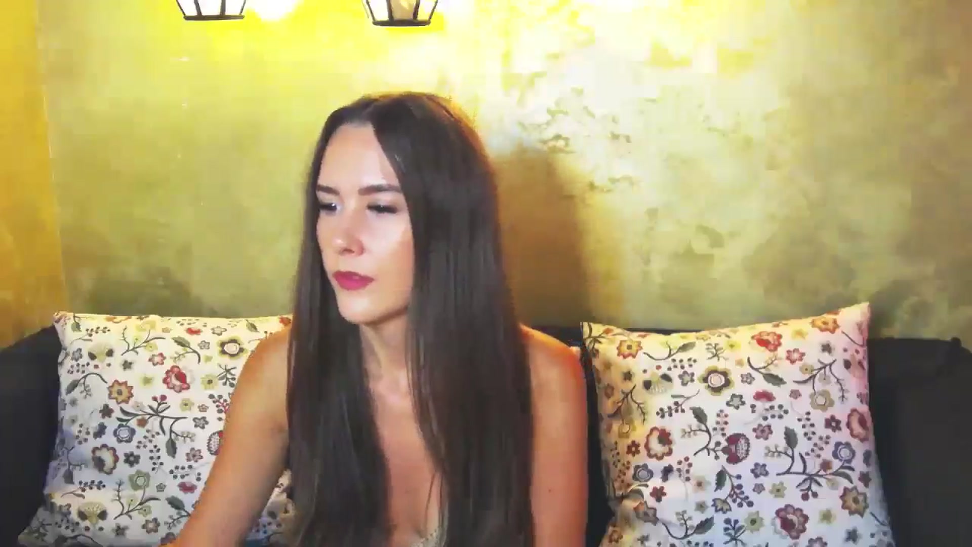 Gallery image thumbnail from Radiance's myfreecams stream on, 07/22/2024, 15:02 image 12 of 20
